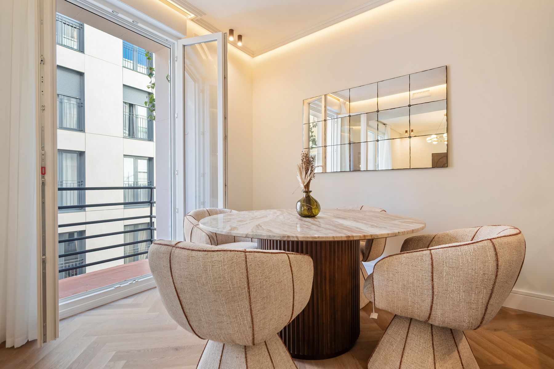  Contemporary 2-bedroom flat in Chamberí - 物件實景