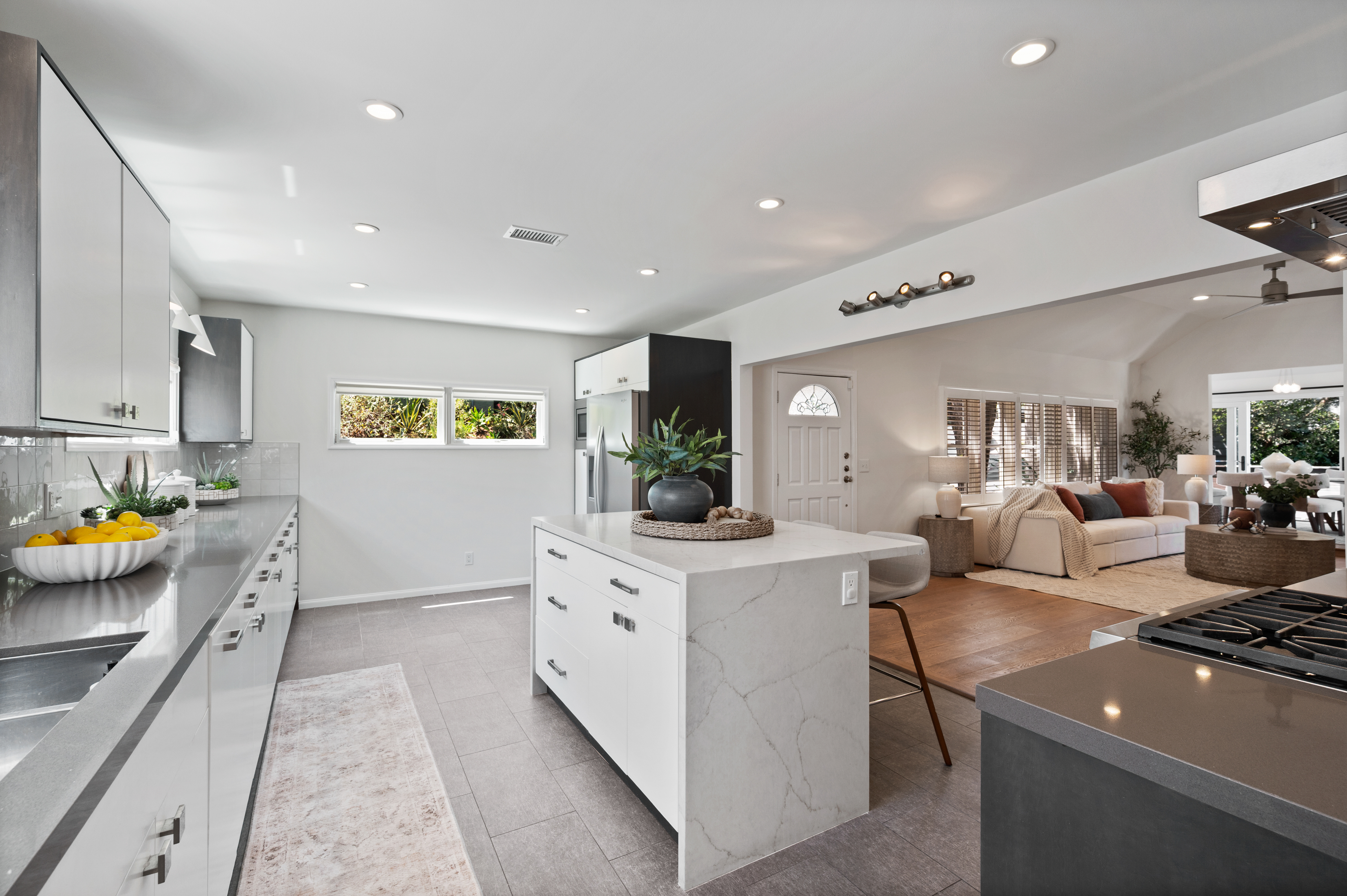  1662 Rotary Drive, Los Angeles, CA 90026 - 物件實景