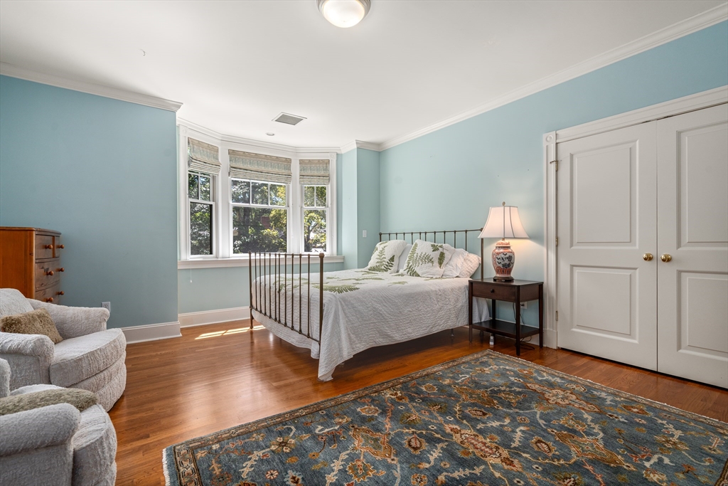 Cambridge, Massachusetts, 02138, United States, 6 Bedrooms Bedrooms, ,7 BathroomsBathrooms,Residential,For Sale,1949717