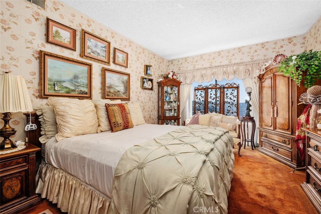 Mission Viejo, California, 92692, United States, 2 Bedrooms Bedrooms, ,1 BathroomBathrooms,Residential,For Sale,1989718