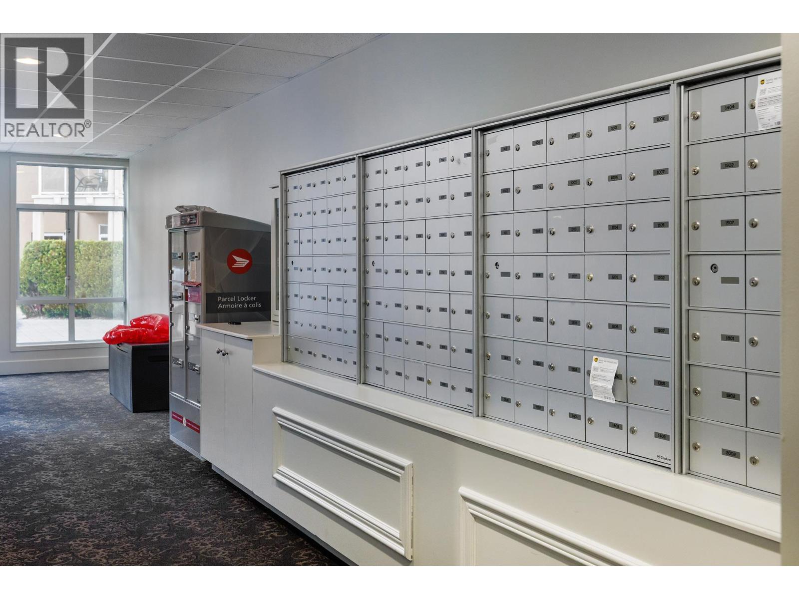 KELOWNA, British Columbia, V1Y 9W1, CA, 2 Bedrooms Bedrooms, ,2 BathroomsBathrooms,Residential,For Sale,1961456