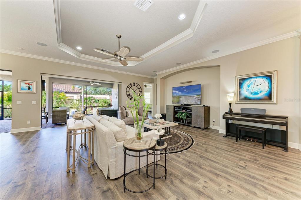 Bradenton, Florida, 34211, United States, 3 Bedrooms Bedrooms, ,3 BathroomsBathrooms,Residential,For Sale,1784146