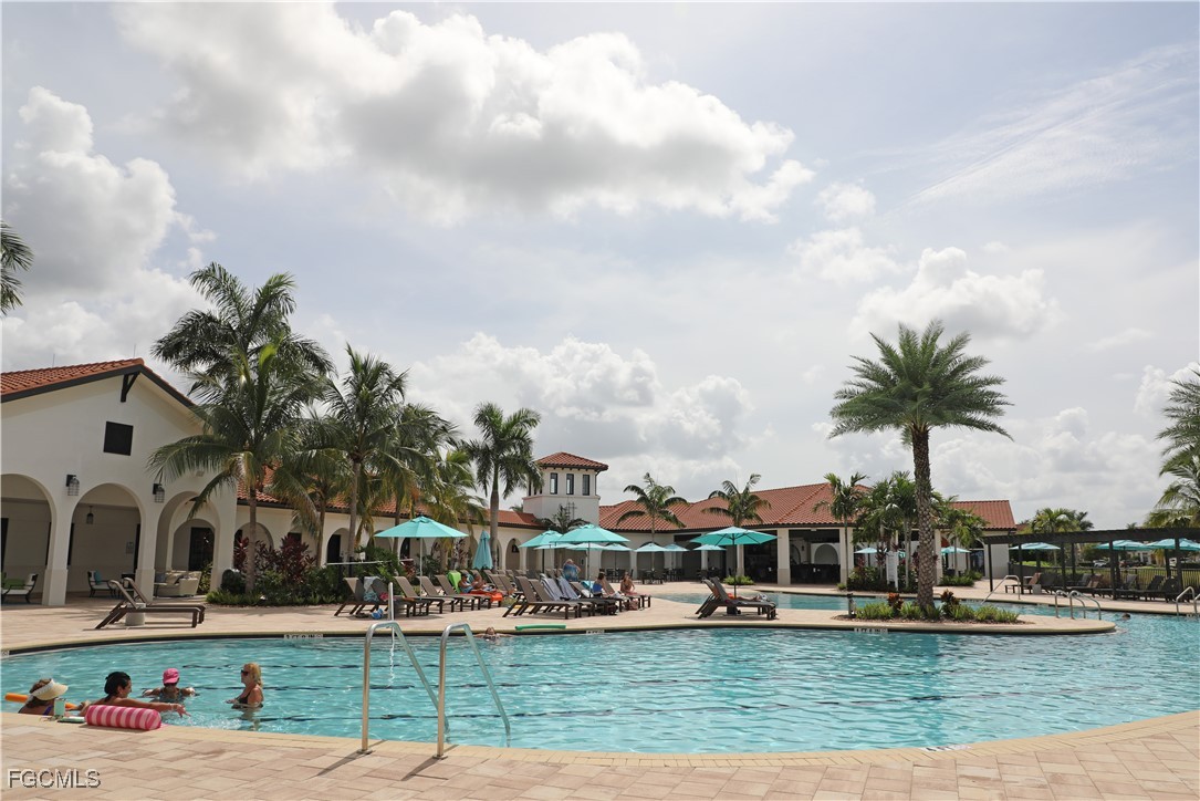 Fort Myers, Florida, 33913, United States, 3 Bedrooms Bedrooms, ,3 BathroomsBathrooms,Residential,For Sale,2005260