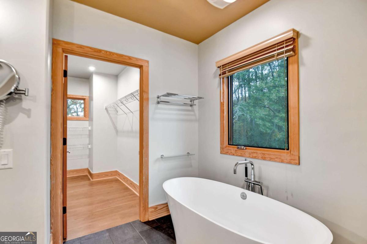 Athens, Georgia, 30606, United States, 2 Bedrooms Bedrooms, ,3 BathroomsBathrooms,Residential,For Sale,1992005