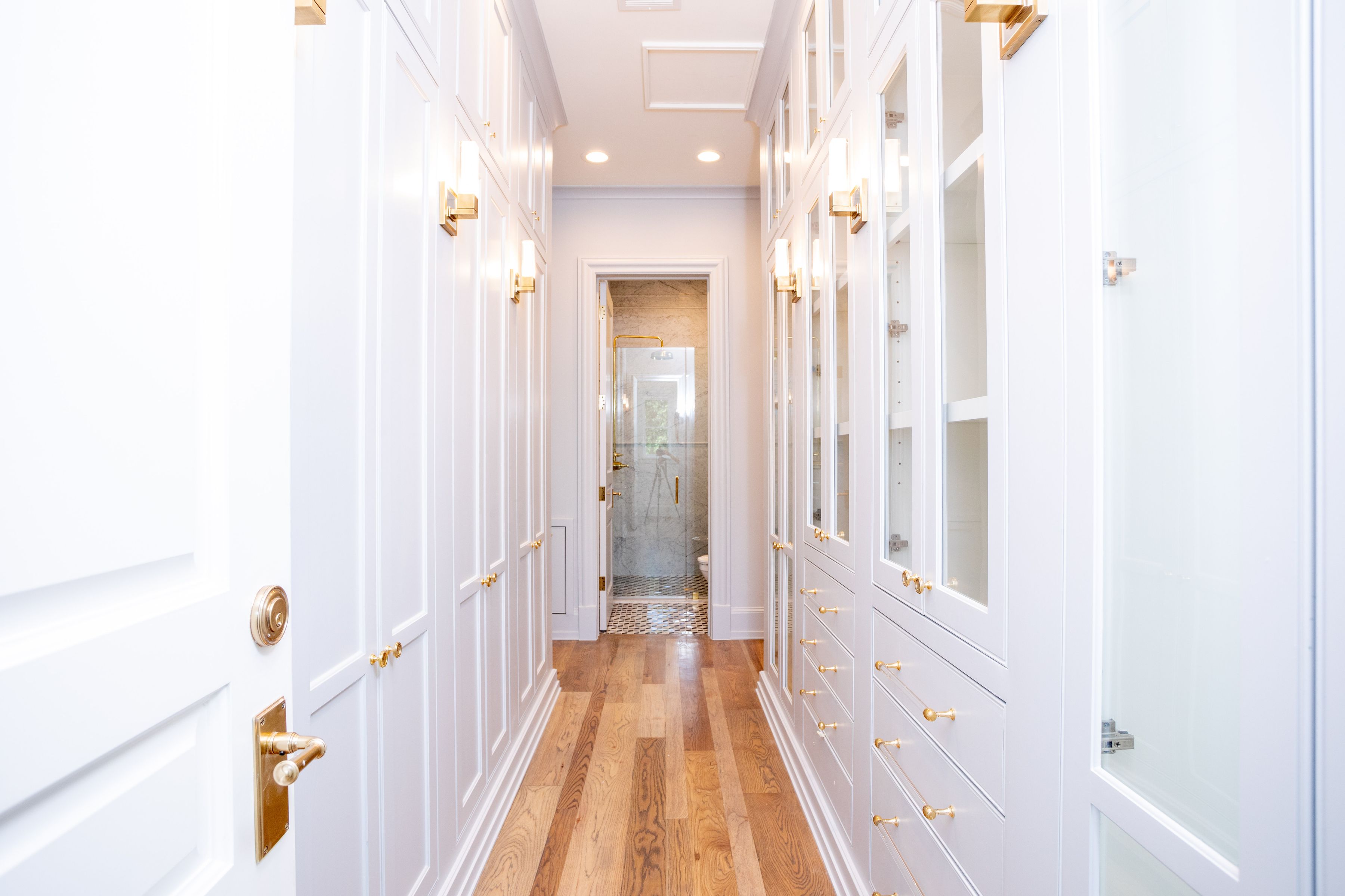  2535 Inwood Drive - 物件實景