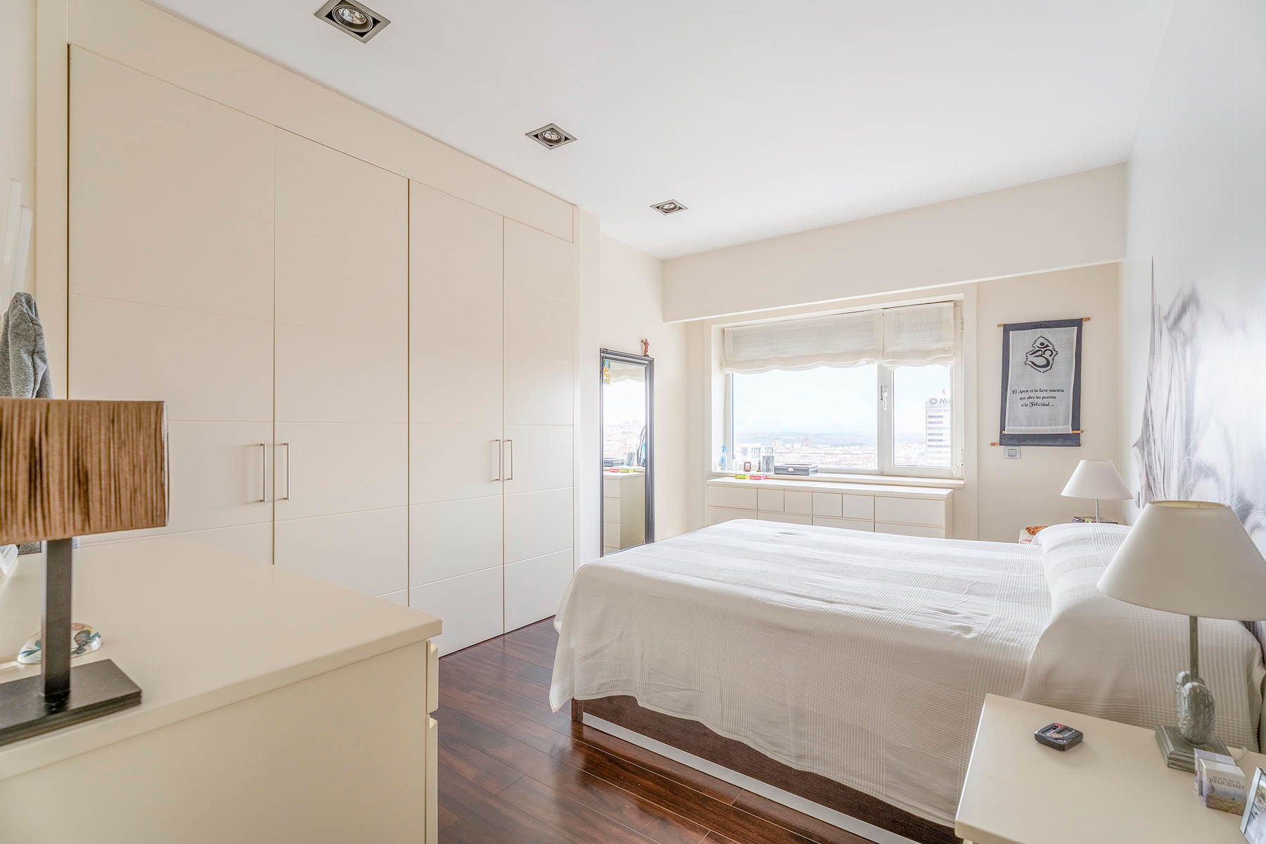  Exclusive Urban Refuge with Private Terrace in the Iconic Torre de Madrid - 物件實景
