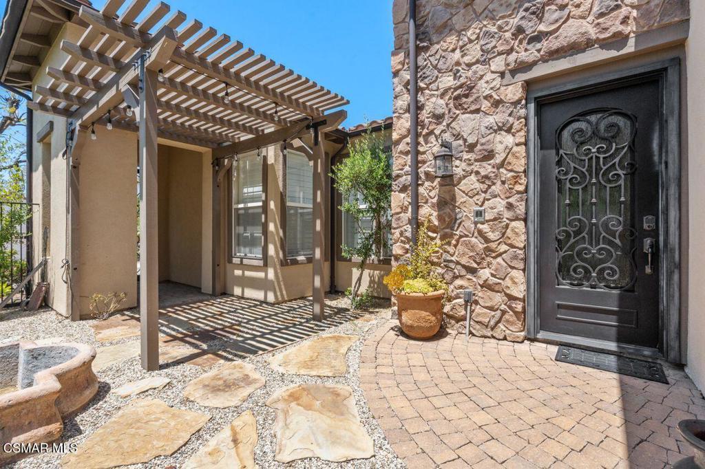 Thousand Oaks, California, 91362, United States, 4 Bedrooms Bedrooms, ,3 BathroomsBathrooms,Residential,For Sale,1926515
