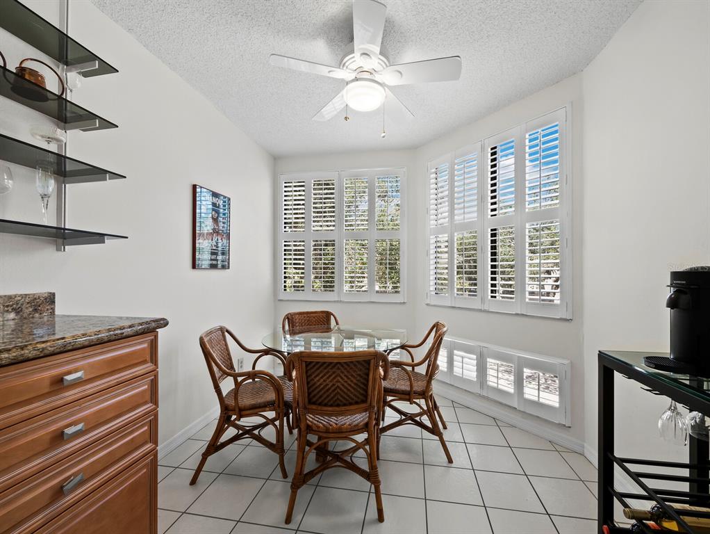Longboat Key, Florida, 34228, United States, 2 Bedrooms Bedrooms, ,3 BathroomsBathrooms,Residential,For Sale,1942168