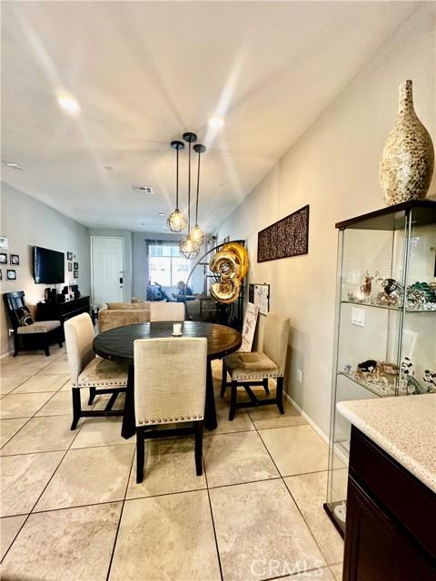 Northridge, California, 91325, United States, 4 Bedrooms Bedrooms, ,3 BathroomsBathrooms,Residential,For Sale,1988020