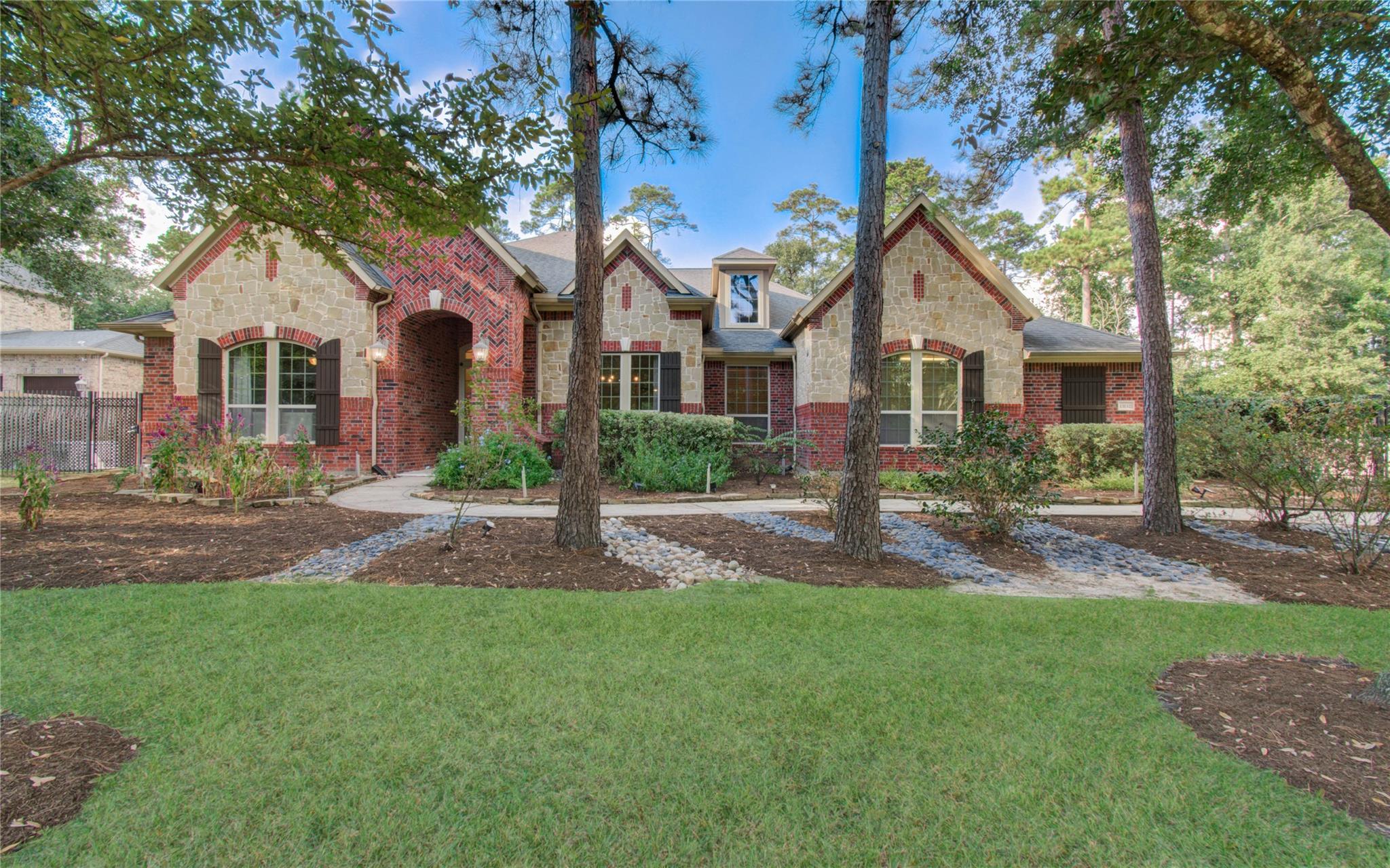 Conroe, Texas, 77302, United States, 4 Bedrooms Bedrooms, ,4 BathroomsBathrooms,Residential,For Sale,1982610