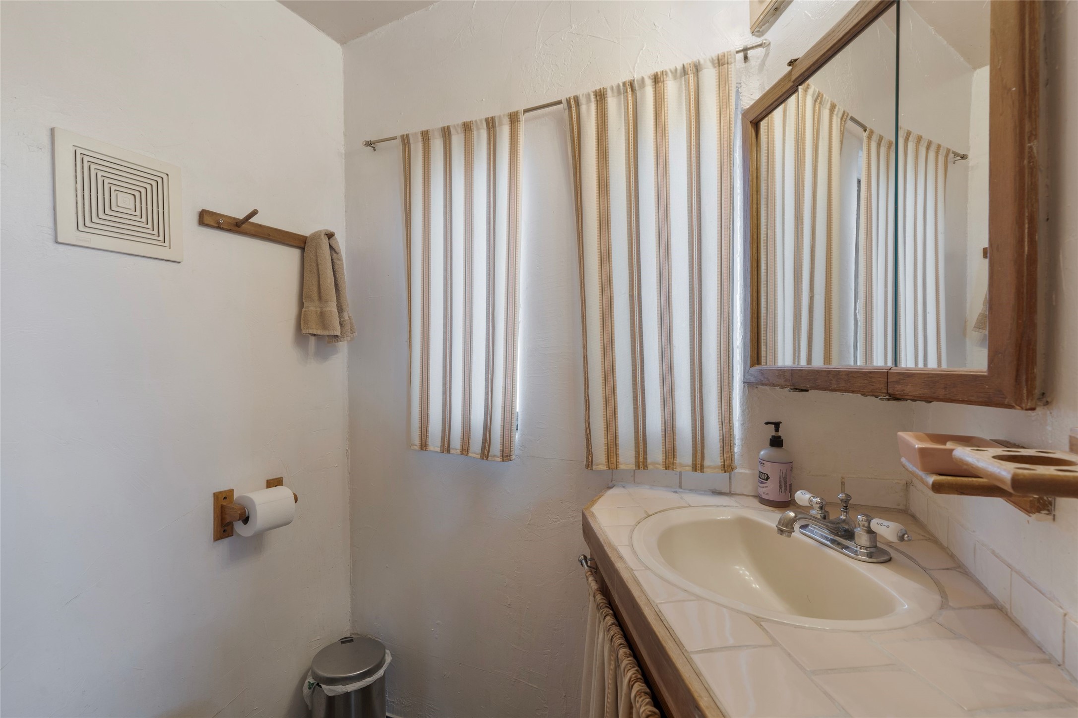  76 & 78 County Road 114 - 物件實景