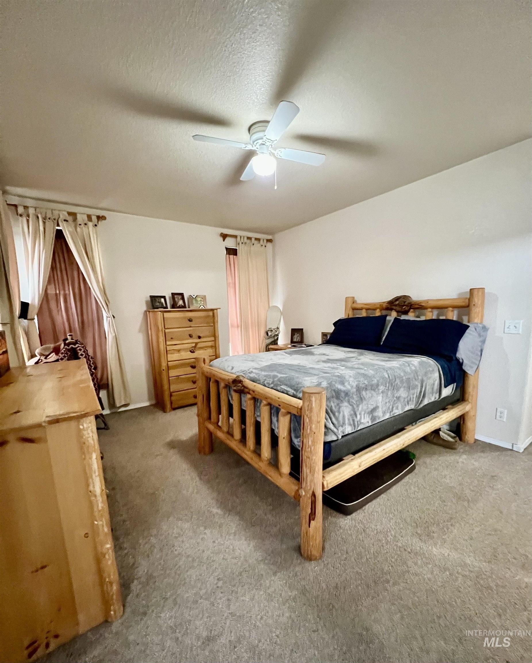 Asotin, Washington, 99402, United States, 3 Bedrooms Bedrooms, ,2 BathroomsBathrooms,Residential,For Sale,1942526