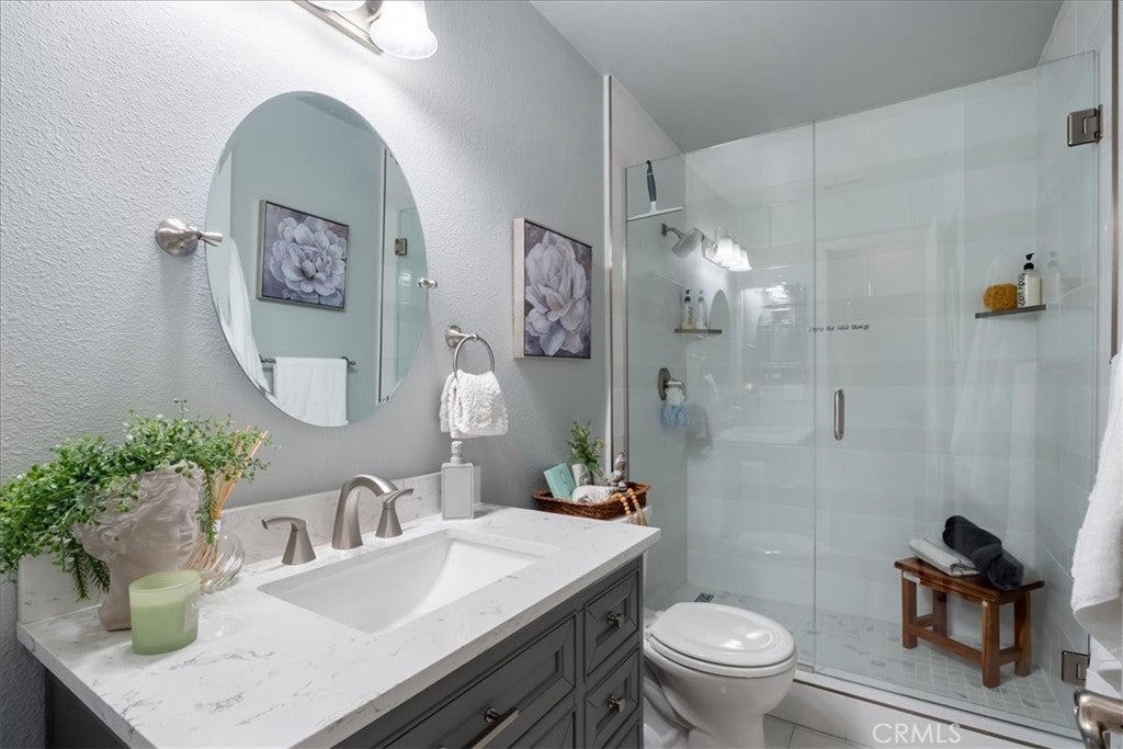 Fallbrook, California, 92028, United States, 3 Bedrooms Bedrooms, ,2 BathroomsBathrooms,Residential,For Sale,1988151