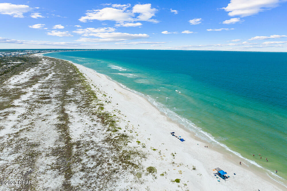 Mexico Beach, Florida, 32456, United States, 5 Bedrooms Bedrooms, ,6 BathroomsBathrooms,Residential,For Sale,1994562