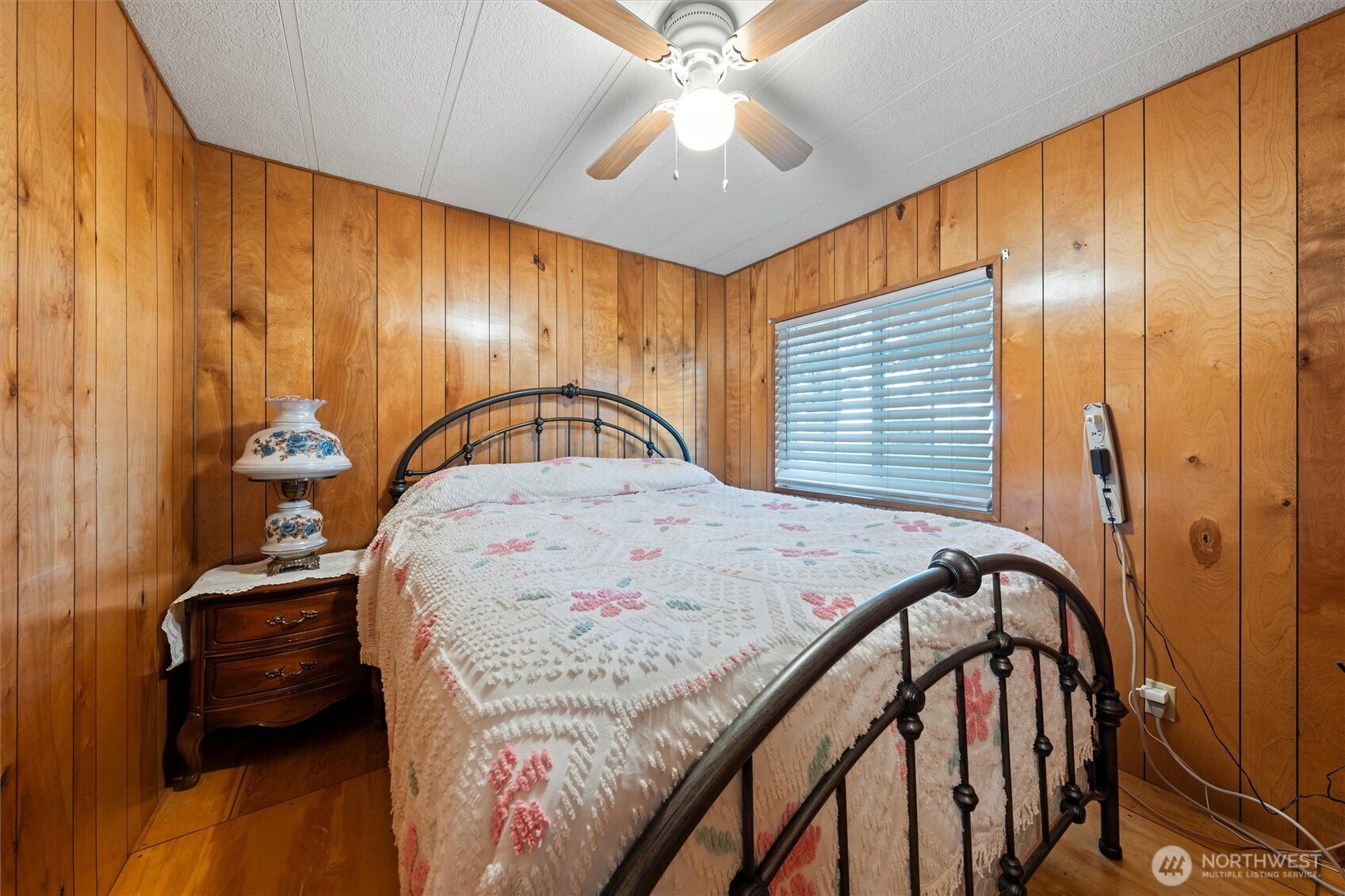 Soap Lake, Washington, 98851, United States, 3 Bedrooms Bedrooms, ,1 BathroomBathrooms,Residential,For Sale,1969387