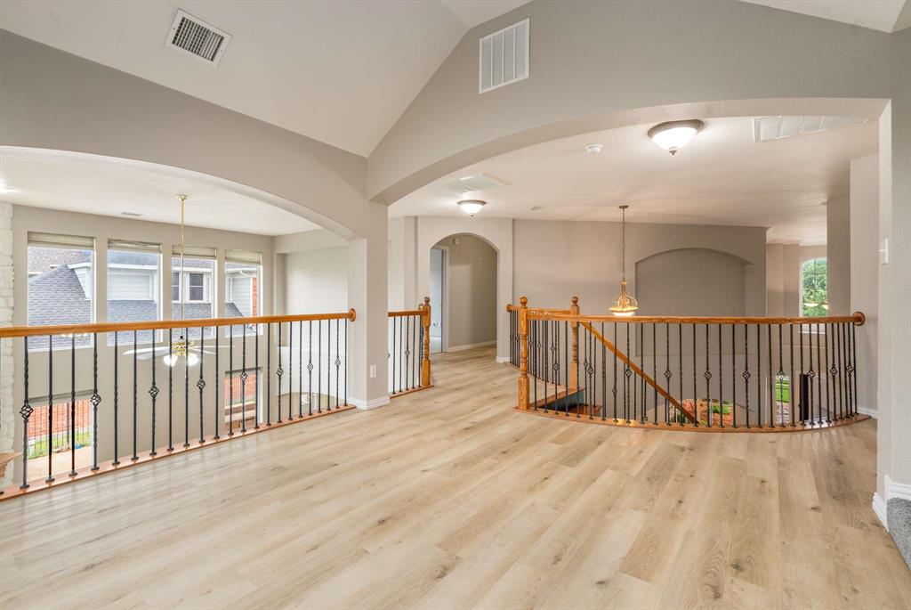 Rowlett, Texas, 75089, United States, 4 Bedrooms Bedrooms, ,4 BathroomsBathrooms,Residential,For Sale,1826622