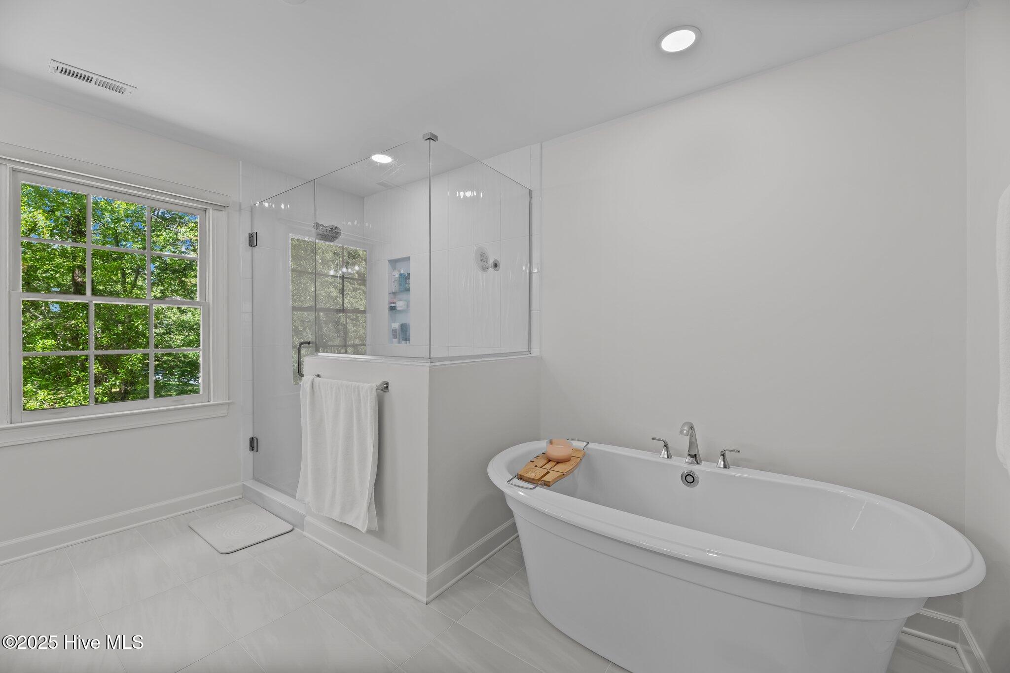 New Bern, North Carolina, 28562, United States, 3 Bedrooms Bedrooms, ,3 BathroomsBathrooms,Residential,For Sale,1793075