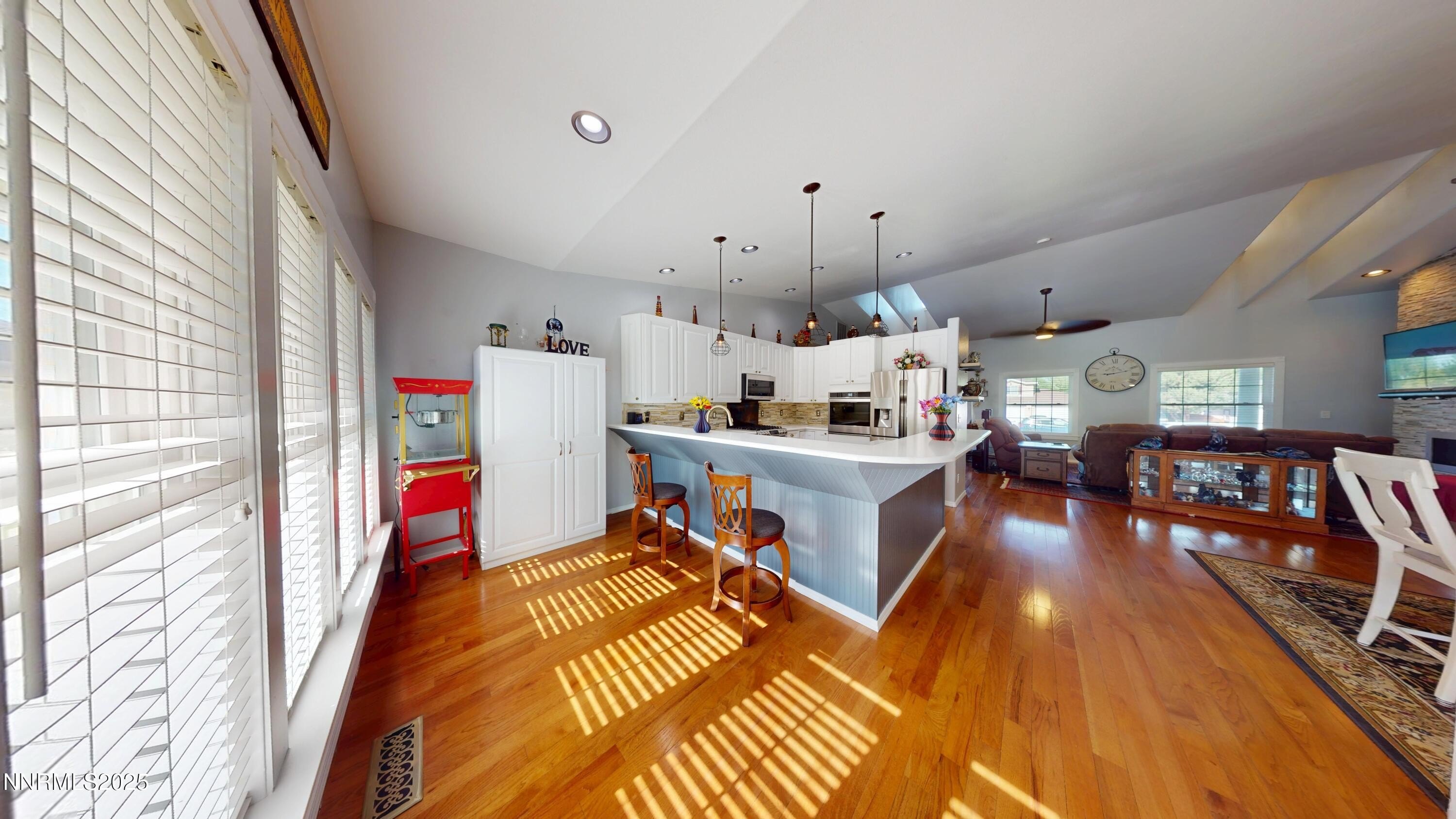Winnemucca, Nevada, 89445, United States, 5 Bedrooms Bedrooms, ,4 BathroomsBathrooms,Residential,For Sale,1920493