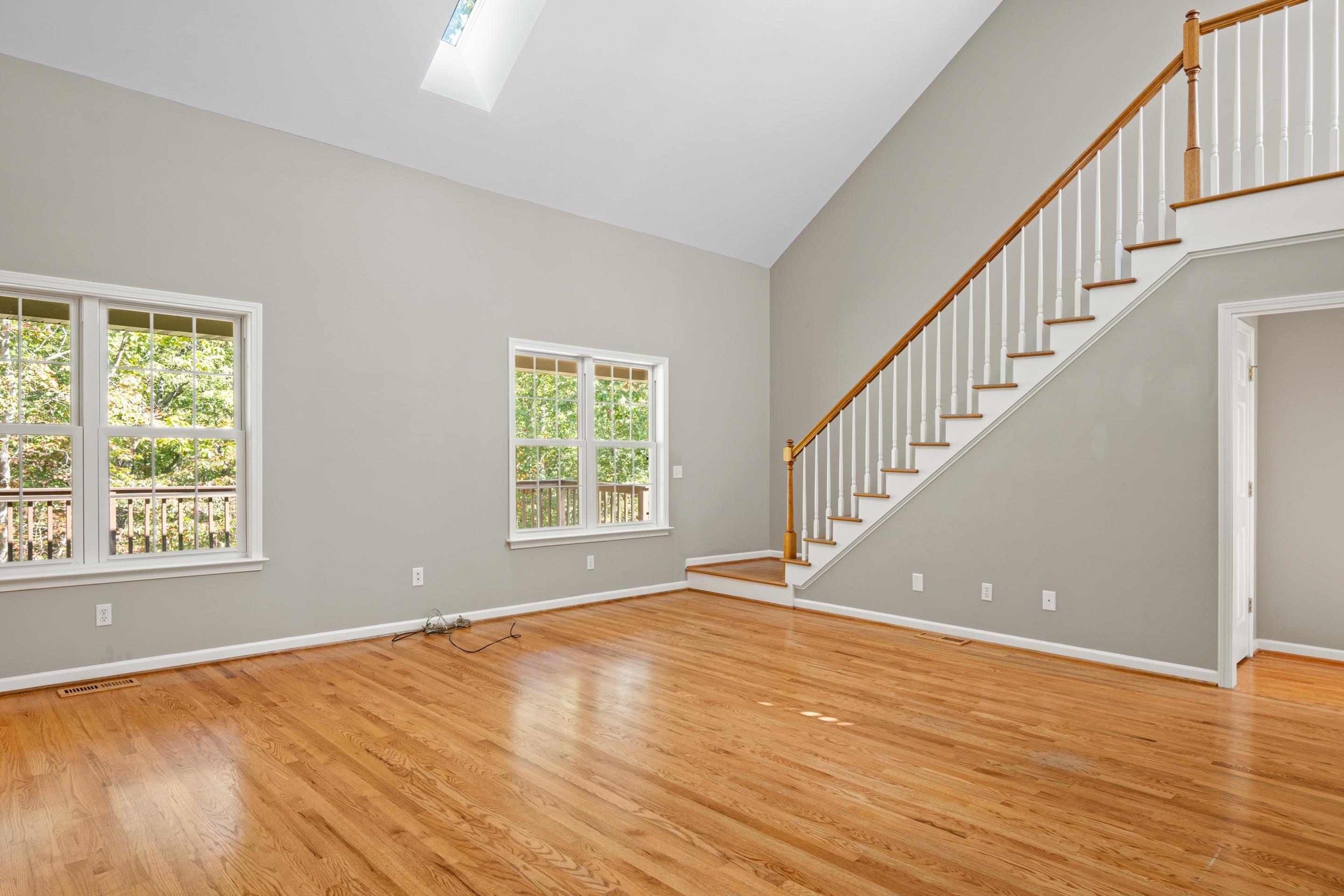 Blacksburg, Virginia, 24060, United States, 3 Bedrooms Bedrooms, ,4 BathroomsBathrooms,Residential,For Sale,1961376