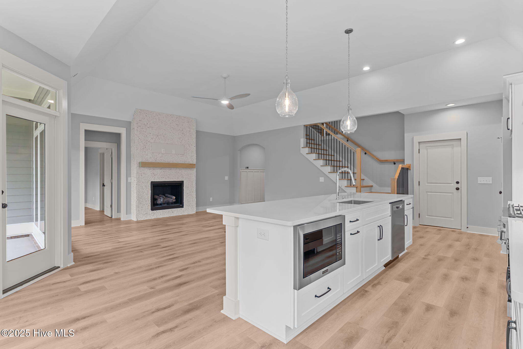 Bolivia, North Carolina, 28422, United States, 4 Bedrooms Bedrooms, ,4 BathroomsBathrooms,Residential,For Sale,1976171