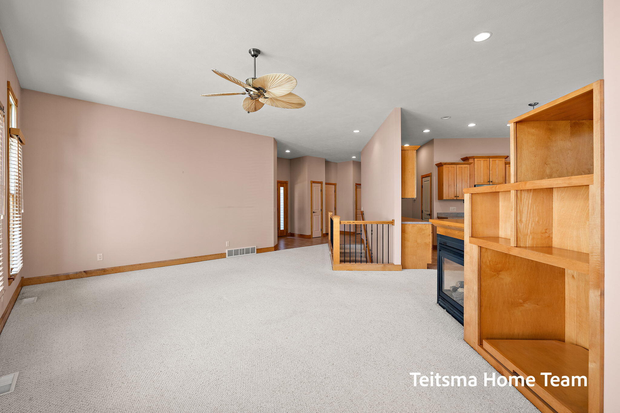 Spring Lake, Michigan, 49456, United States, 2 Bedrooms Bedrooms, ,3 BathroomsBathrooms,Residential,For Sale,1901119