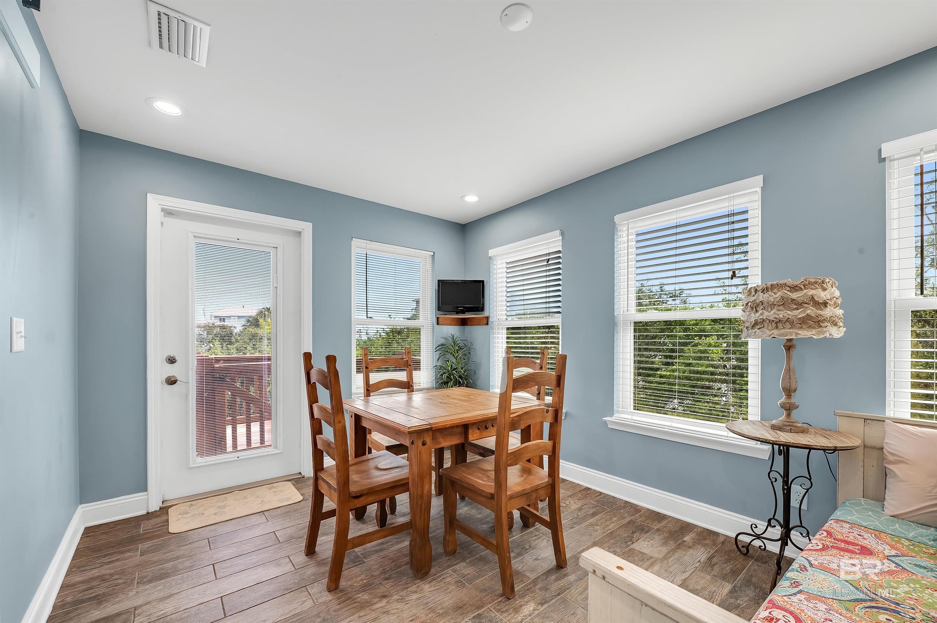 Gulf Shores, Alabama, 36542, United States, 3 Bedrooms Bedrooms, ,3 BathroomsBathrooms,Residential,For Sale,1984427