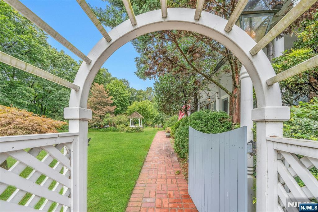 Park Ridge, New Jersey, 07656, United States, 4 Bedrooms Bedrooms, ,3 BathroomsBathrooms,Residential,For Sale,1927365