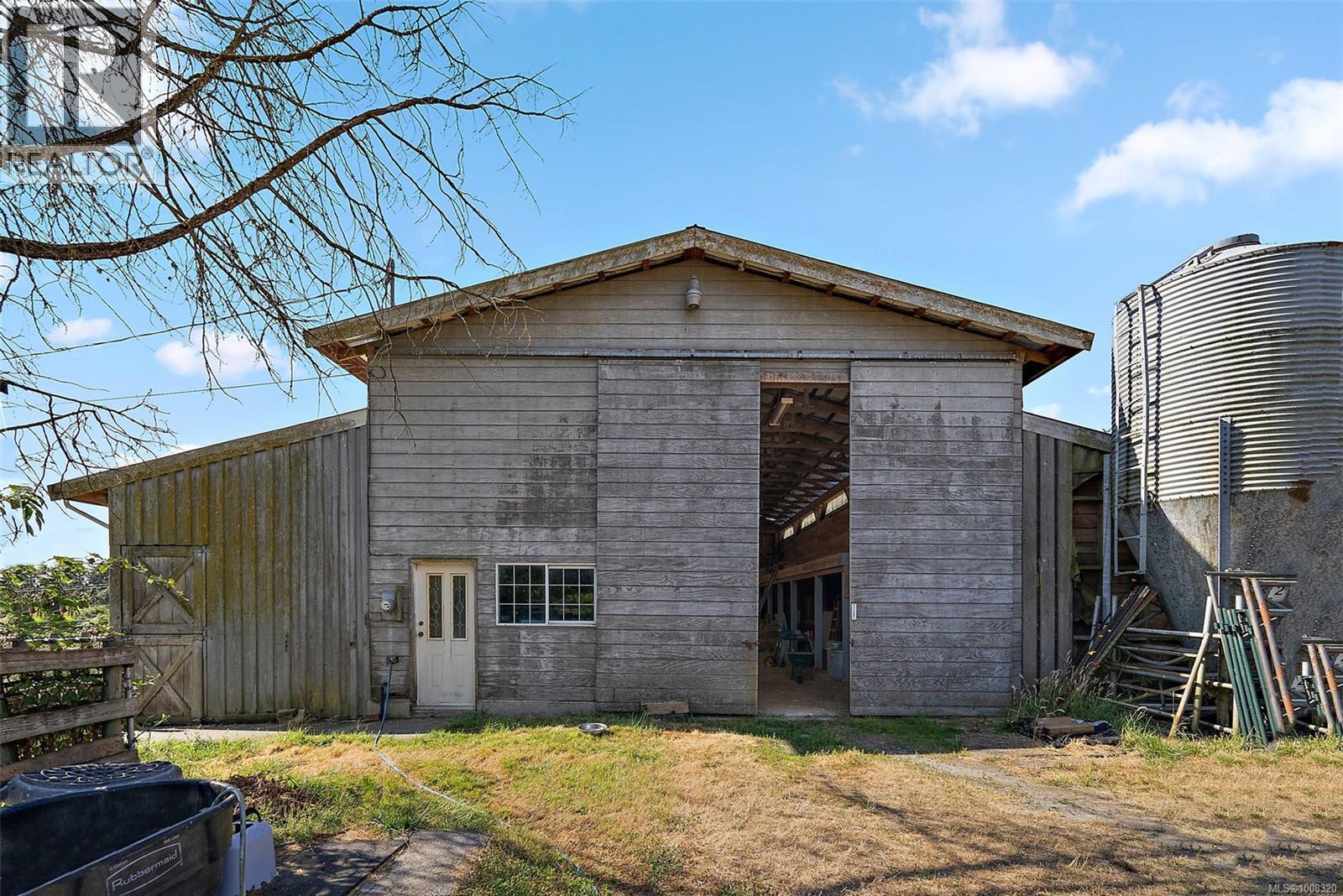 NORTH SAANICH, British Columbia, V8L 5L6, CA, 5 Bedrooms Bedrooms, ,5 BathroomsBathrooms,Residential,For Sale,1903905