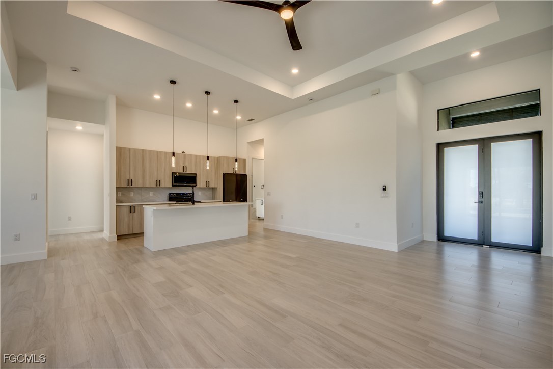 Cape Coral, Florida, 33993, United States, 4 Bedrooms Bedrooms, ,3 BathroomsBathrooms,Residential,For Sale,1983002