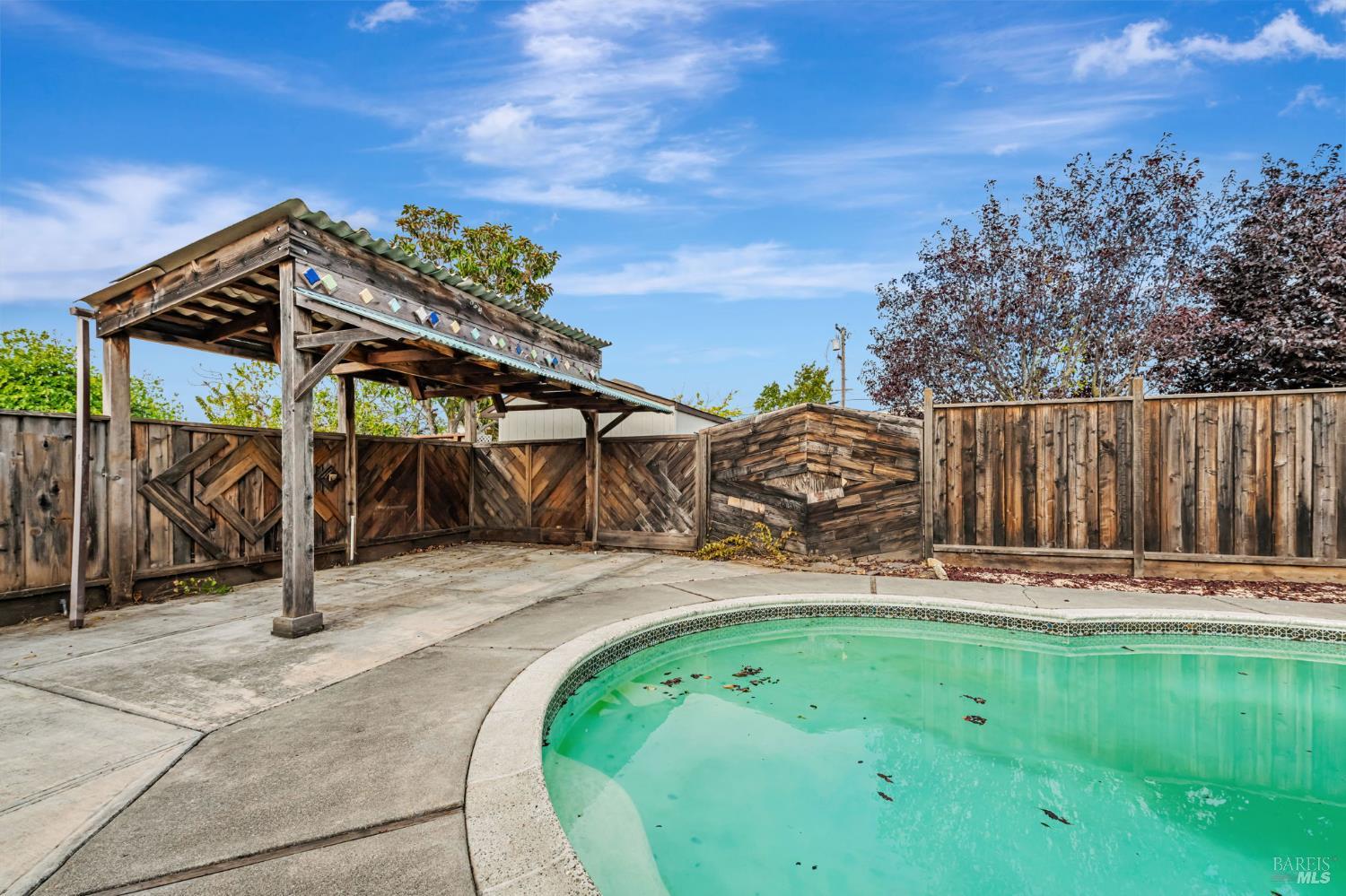 San Rafael, California, 94903, United States, 4 Bedrooms Bedrooms, ,2 BathroomsBathrooms,Residential,For Sale,1939619