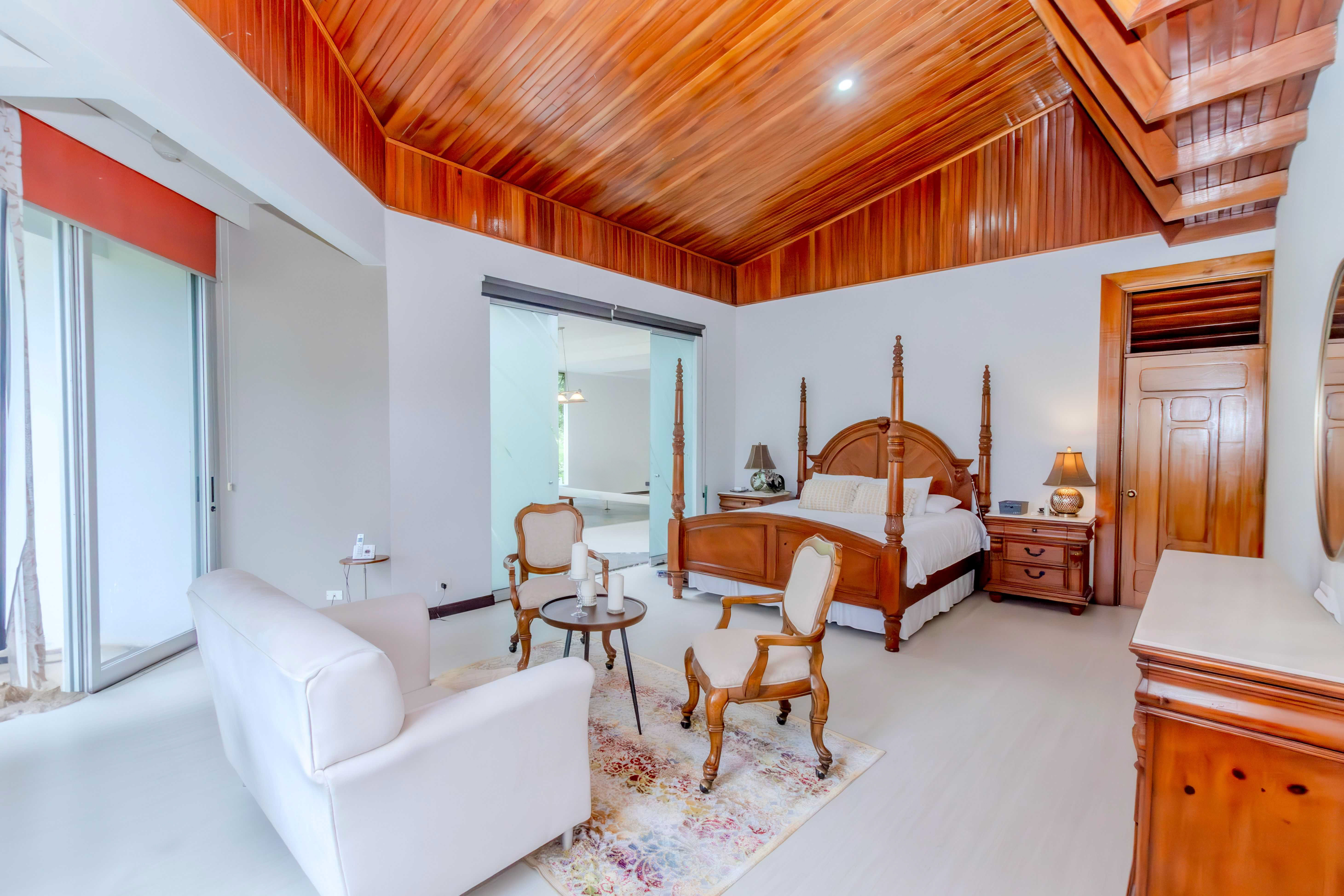 La Guacima, Alajuela, CR, 4 Bedrooms Bedrooms, ,2 BathroomsBathrooms,Residential,For Sale,1708336