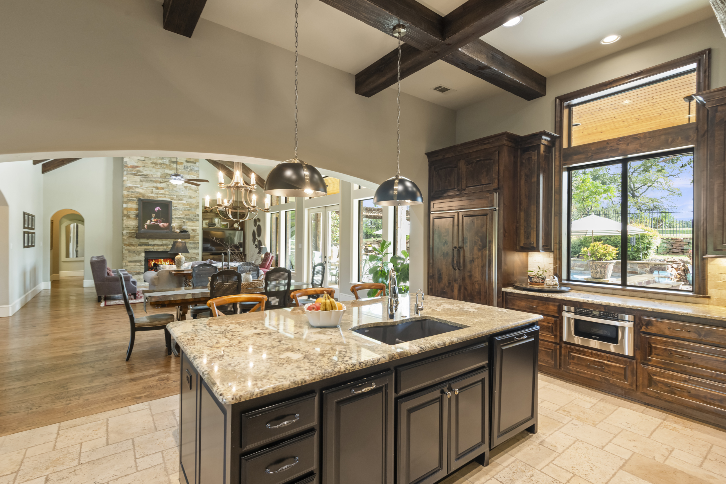  200 Regency Court, Denton, TX, 76210 - 物件實景