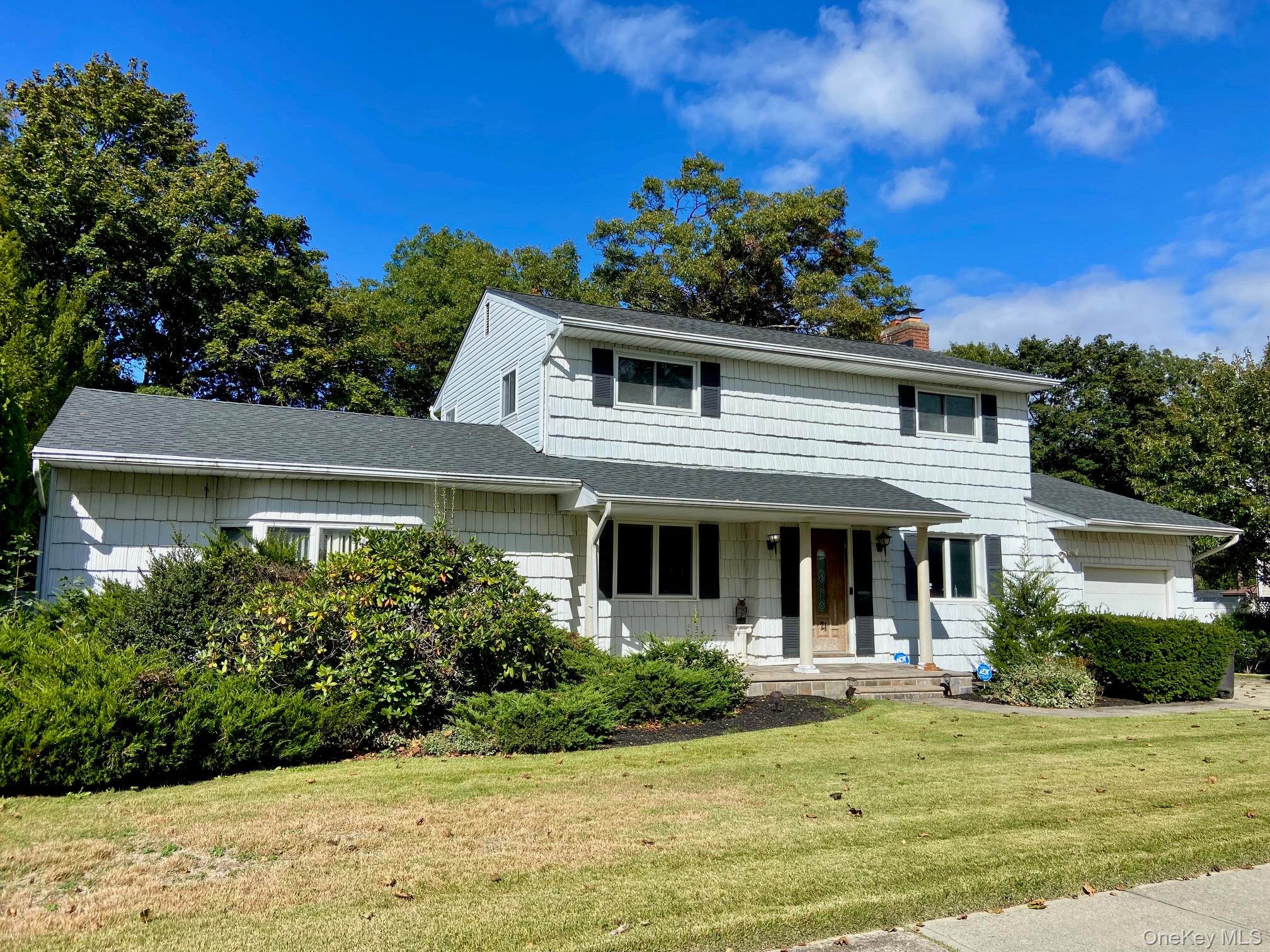 Shelton Ct, Commack, NY 11725 #1