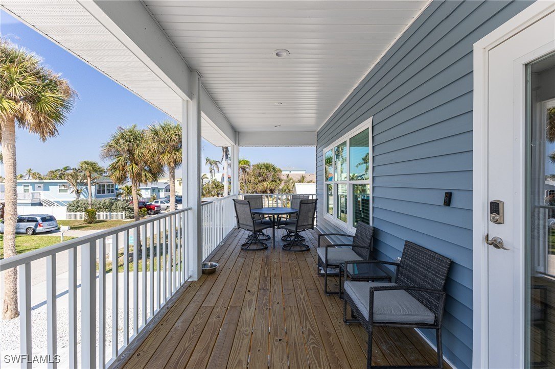 Fort Myers Beach, Florida, 33931, United States, 3 Bedrooms Bedrooms, ,2 BathroomsBathrooms,Residential,For Sale,1895274