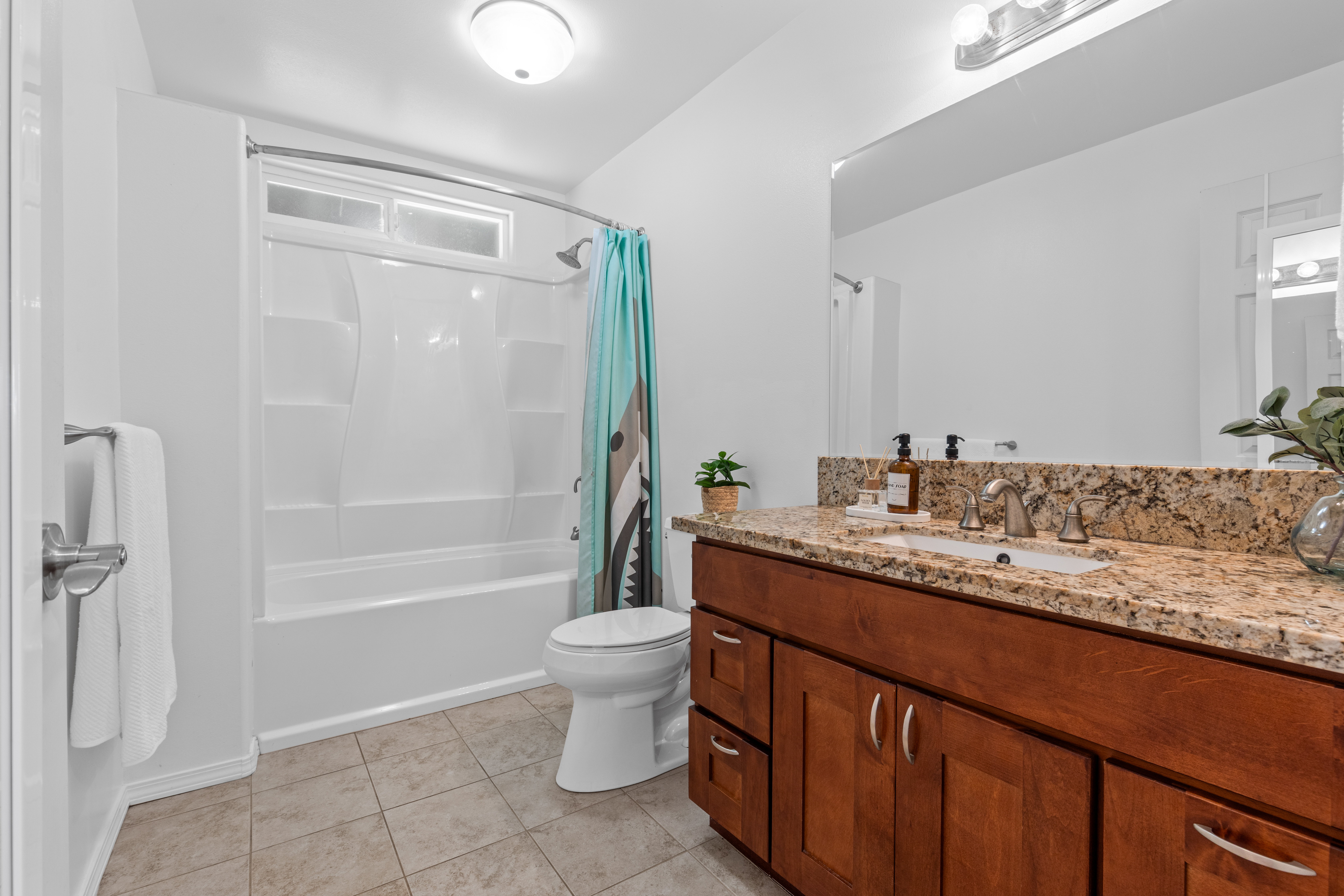 Mountain View, Hawaii, 96760, United States, 4 Bedrooms Bedrooms, ,2 BathroomsBathrooms,Residential,For Sale,1940601