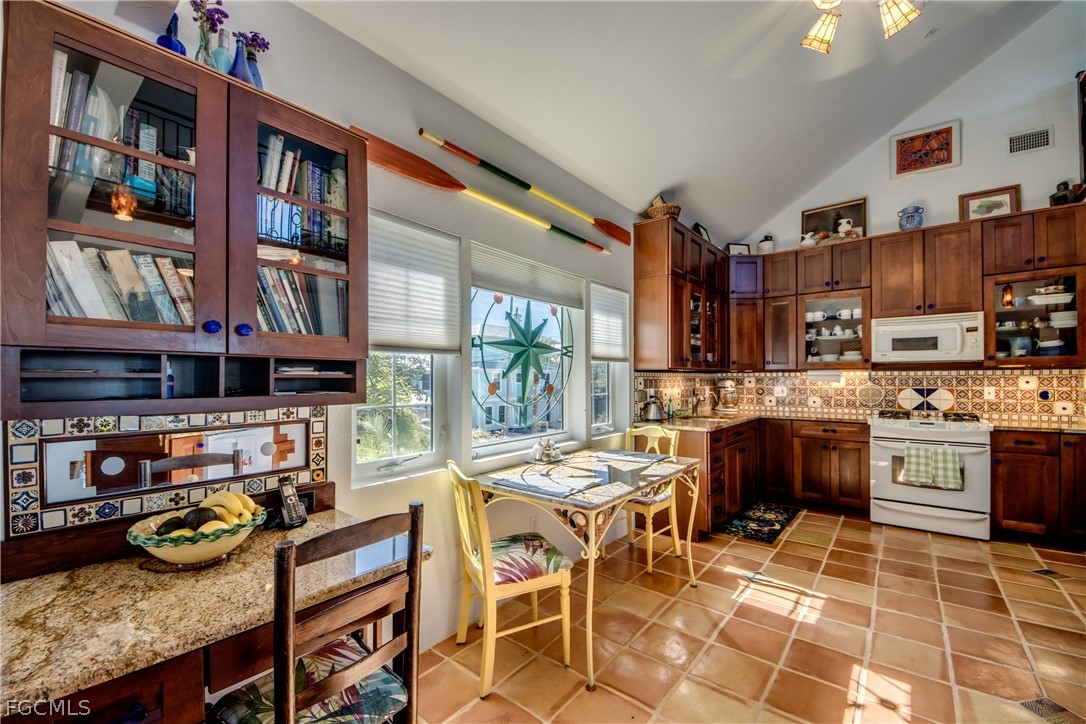 Matlacha, Florida, 33993, United States, 4 Bedrooms Bedrooms, ,3 BathroomsBathrooms,Residential,For Sale,2021819