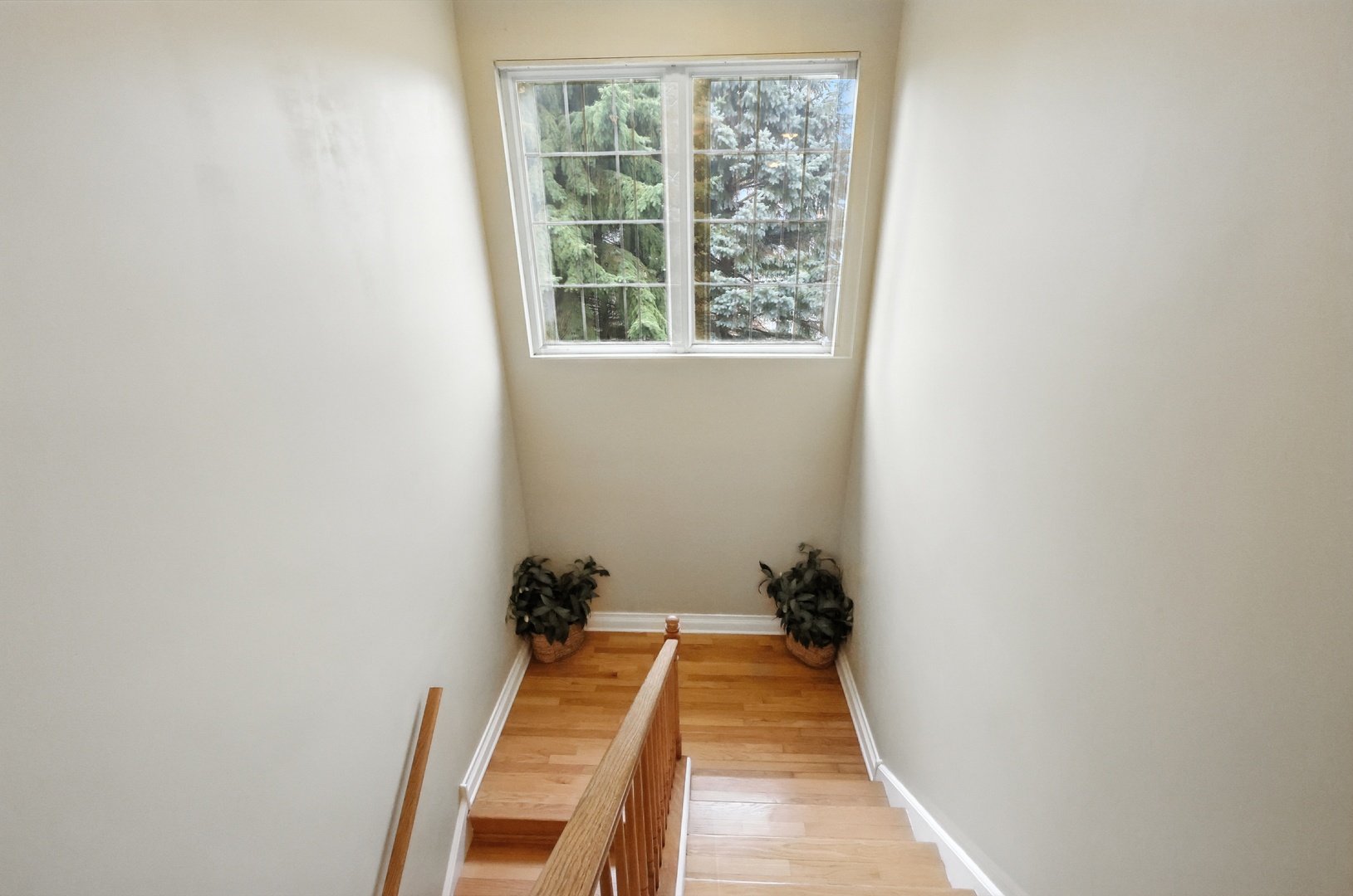 Vernon Hills, Illinois, 60061, United States, 4 Bedrooms Bedrooms, ,4 BathroomsBathrooms,Residential,For Sale,1924682
