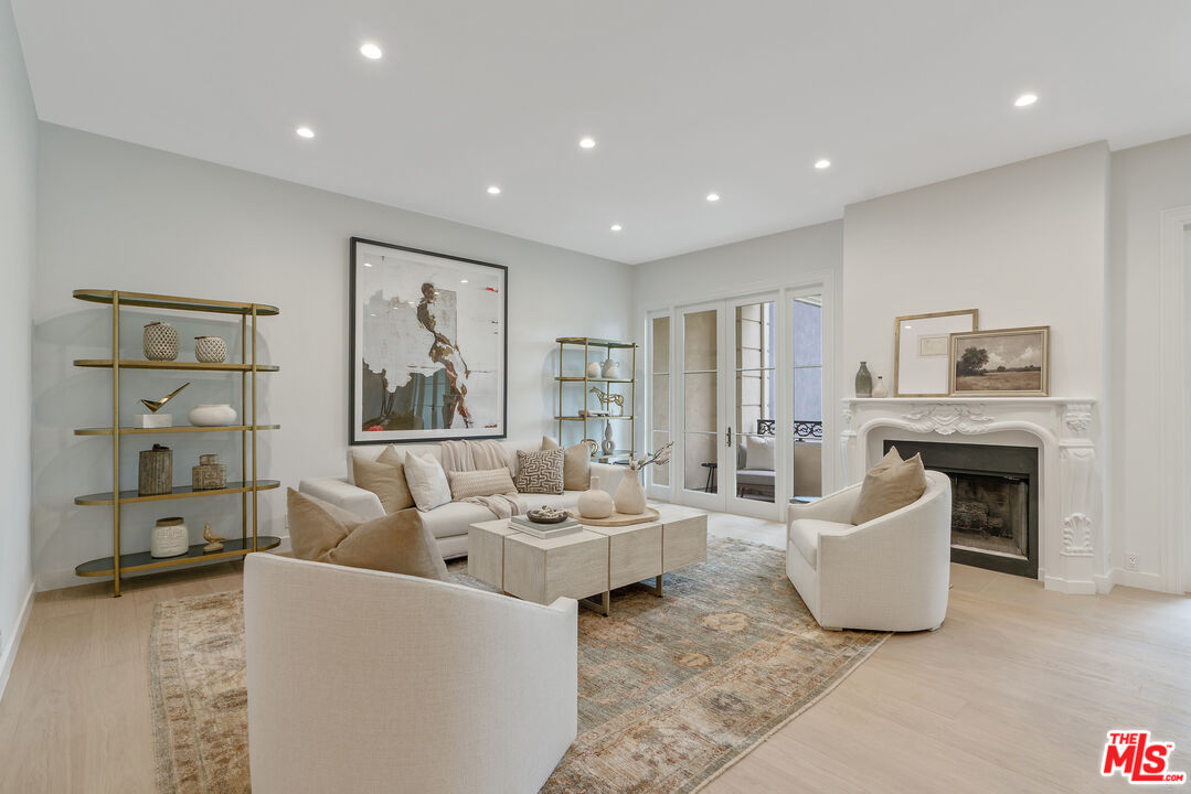 Los Angeles, California, 90067, United States, 2 Bedrooms Bedrooms, ,3 BathroomsBathrooms,Residential,For Sale,1901982