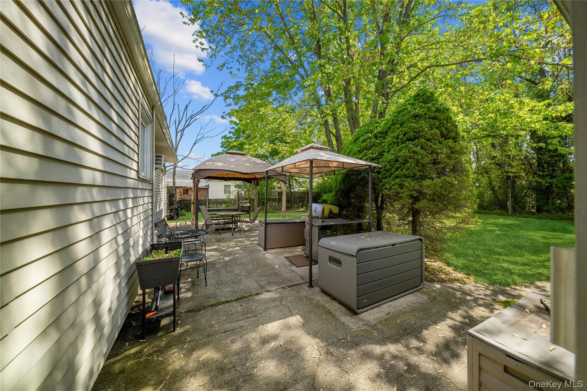  36 Marshall Drive, Selden, NY, 11784 - 物件實景