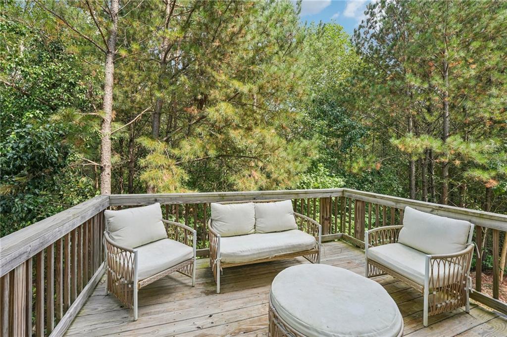 Canton, Georgia, 30114, United States, 6 Bedrooms Bedrooms, ,4 BathroomsBathrooms,Residential,For Sale,1978205