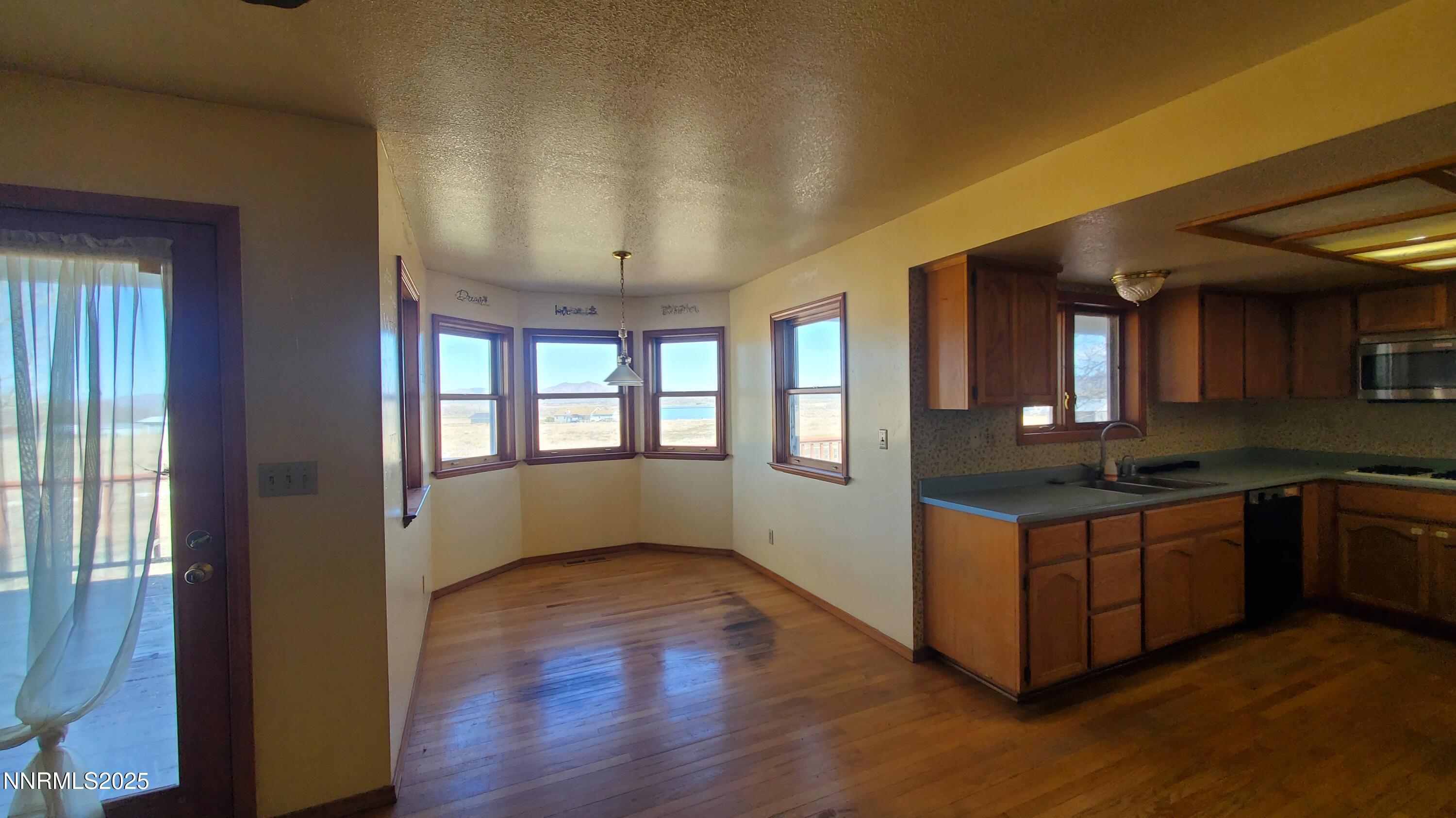 Wellington, Nevada, 89444, United States, 5 Bedrooms Bedrooms, ,3 BathroomsBathrooms,Residential,For Sale,1951410