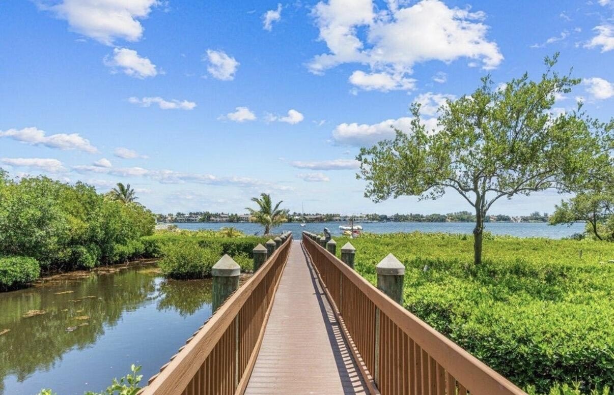 Hypoluxo, Florida, 33462, United States, 3 Bedrooms Bedrooms, ,3 BathroomsBathrooms,Residential,For Sale,2006480