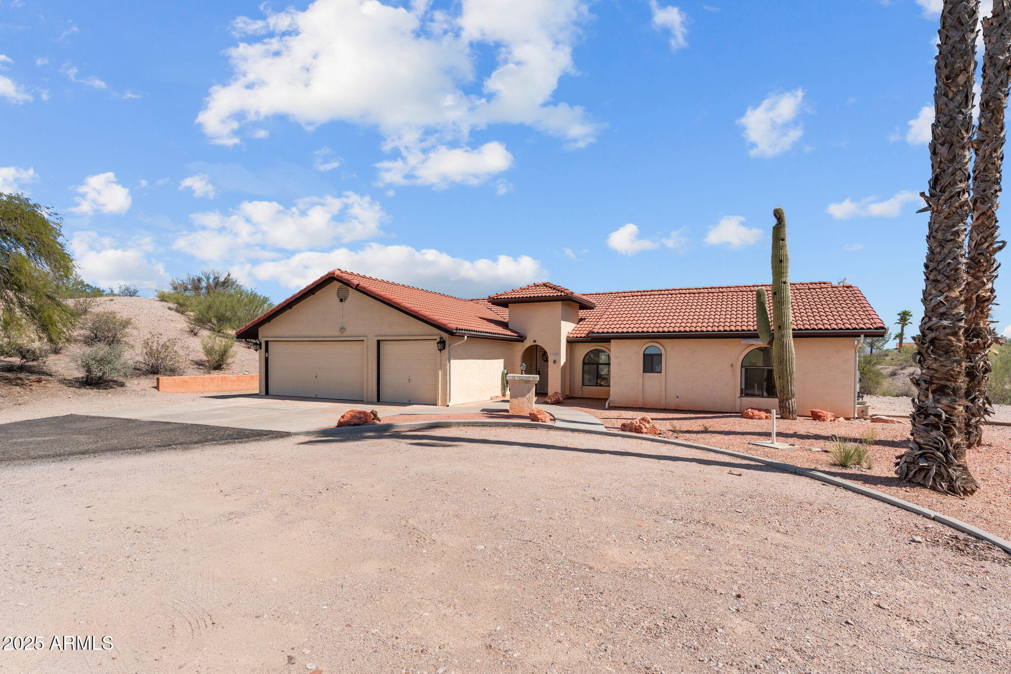 Wickenburg, Arizona, 85390, United States, 3 Bedrooms Bedrooms, ,2 BathroomsBathrooms,Residential,For Sale,1983764