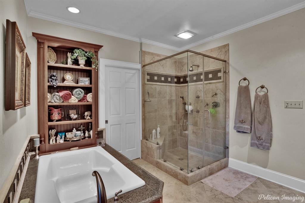 Shreveport, Louisiana, 71106, United States, 5 Bedrooms Bedrooms, ,4 BathroomsBathrooms,Residential,For Sale,1779420
