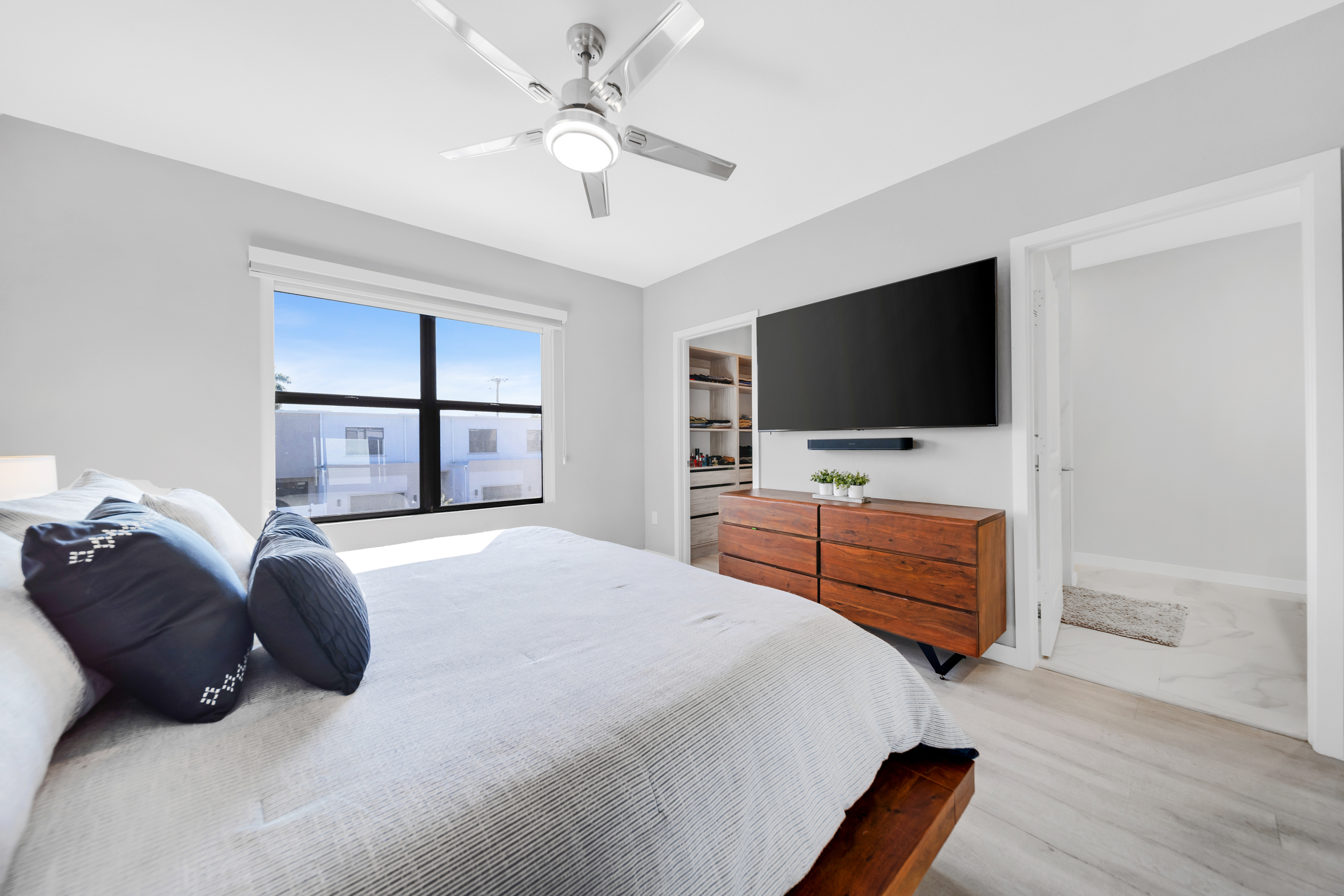  545 NW 17th Street, Fort Lauderdale, FL, 33311 - 物件實景