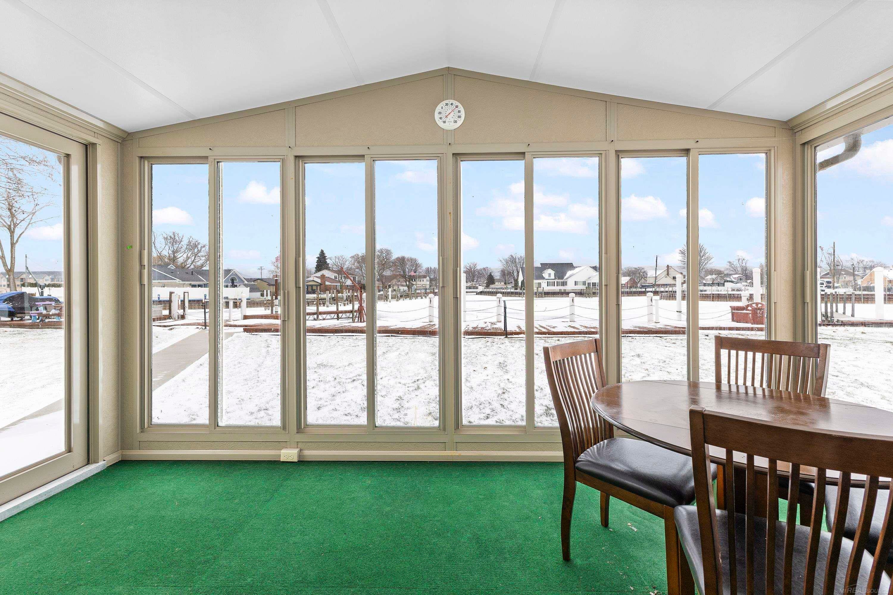 Harrison Twp, Michigan, 48045, United States, 3 Bedrooms Bedrooms, ,2 BathroomsBathrooms,Residential,For Sale,2005468