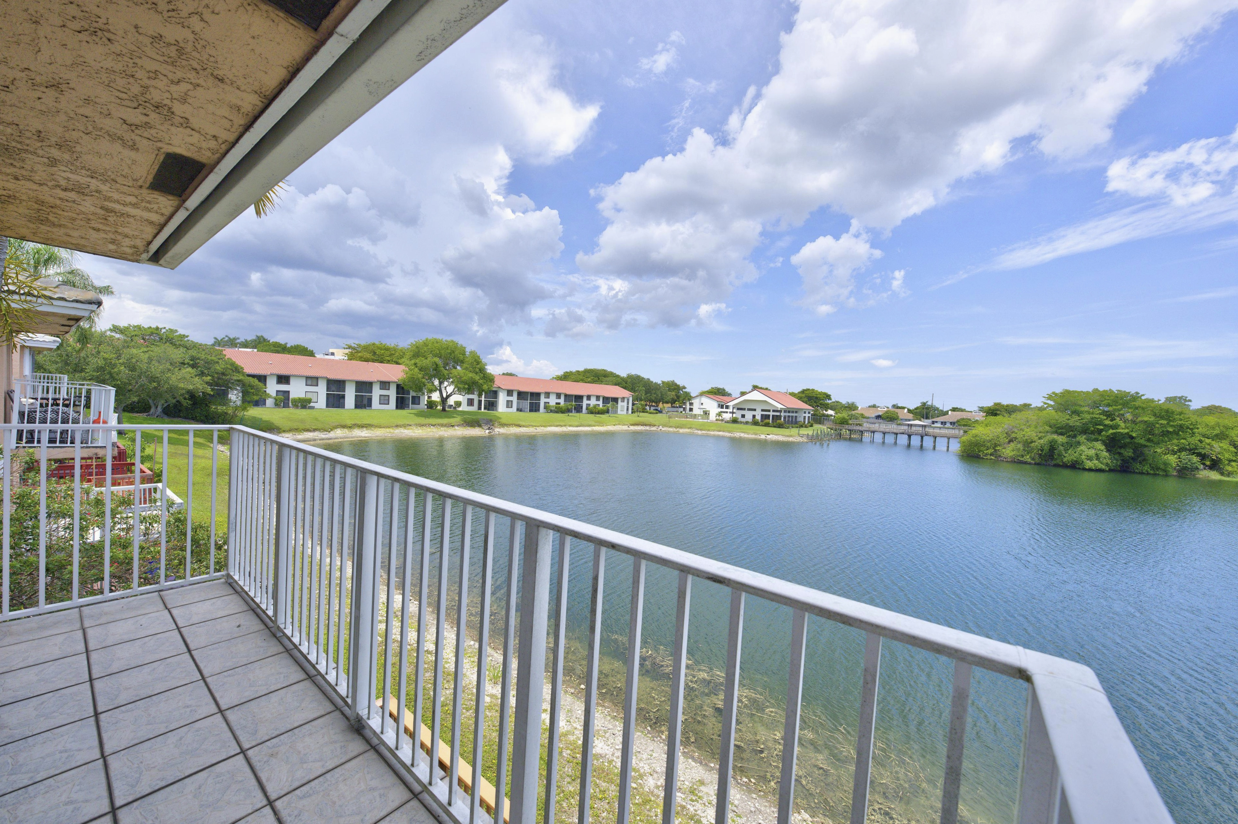  3291 NW 44th Street, Oakland Park, FL, 33309 - 物件實景