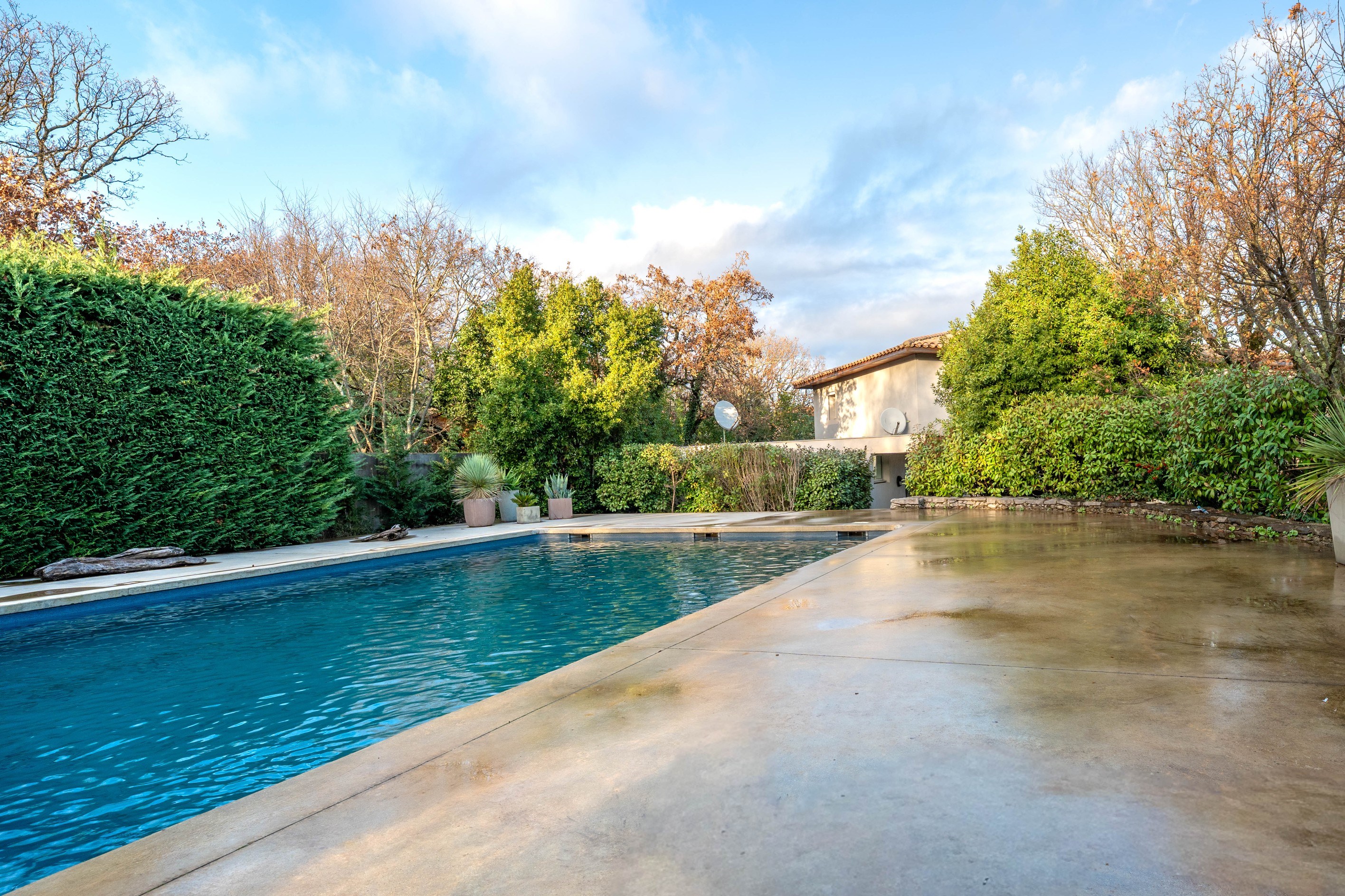  Exceptional villa offering complete privacy, close to the center of Saint-Marti… - 物件實景