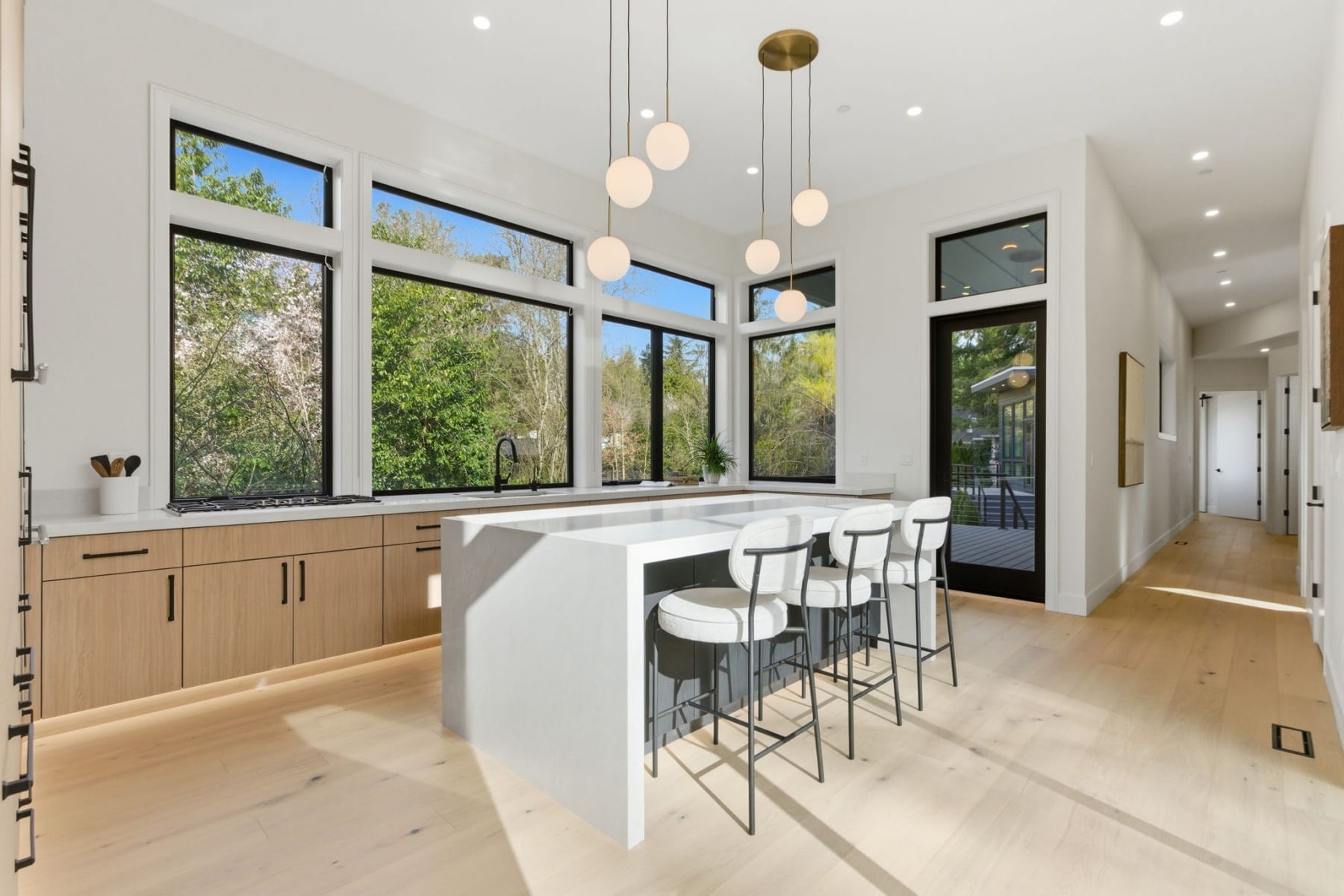  6233 SW HAMILTON WAY Portland, OR 97221 - 物件實景