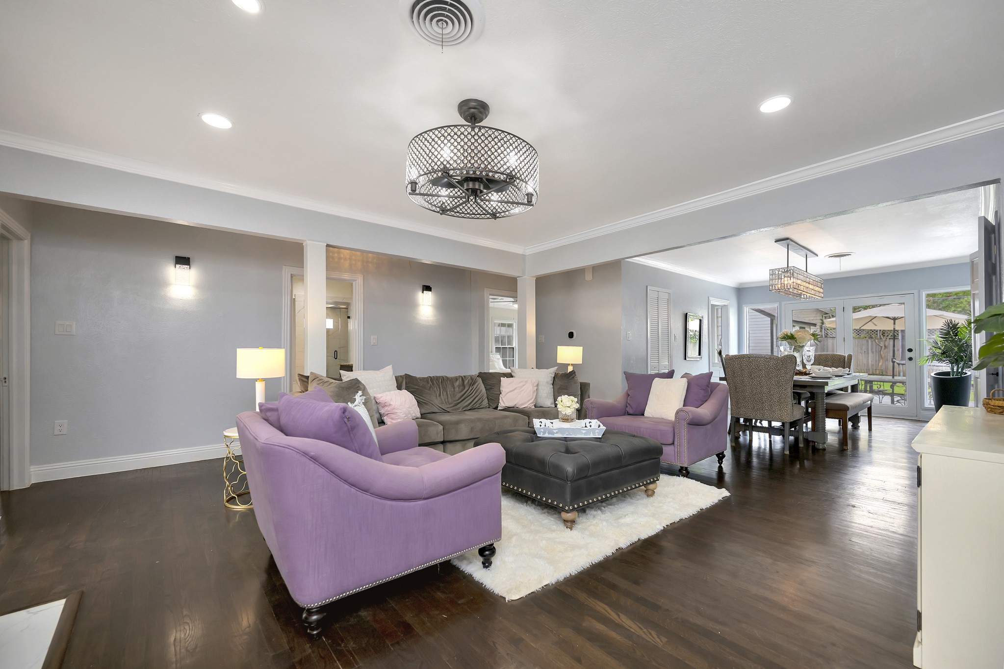 Fort Worth, Texas, 76109, United States, 4 Bedrooms Bedrooms, ,2 BathroomsBathrooms,Residential,For Sale,1938539